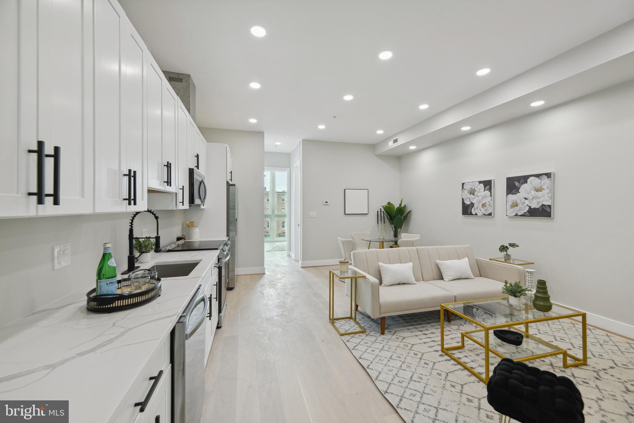 2213 M St NE #4