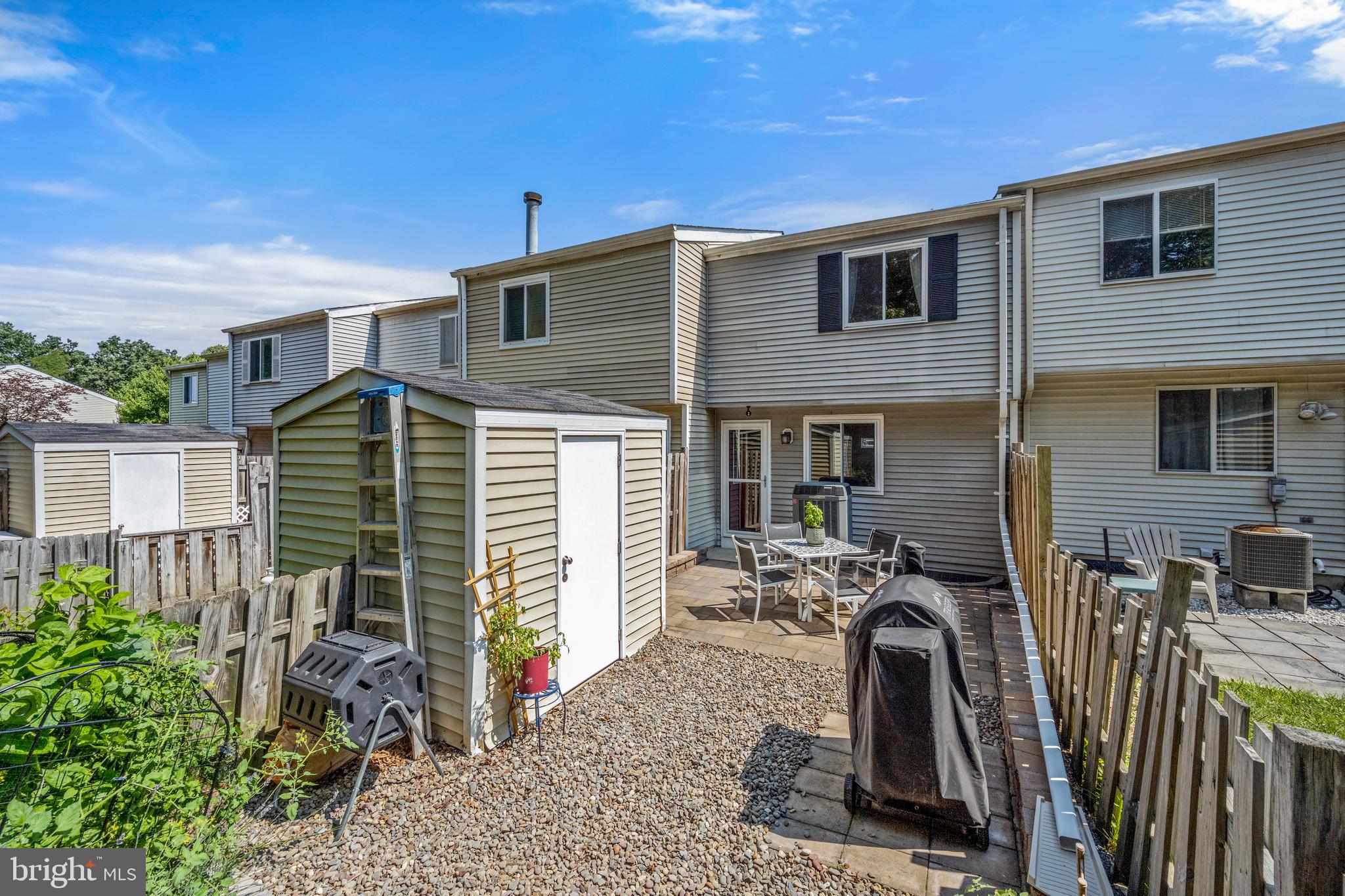8089 WOLSEY COURT