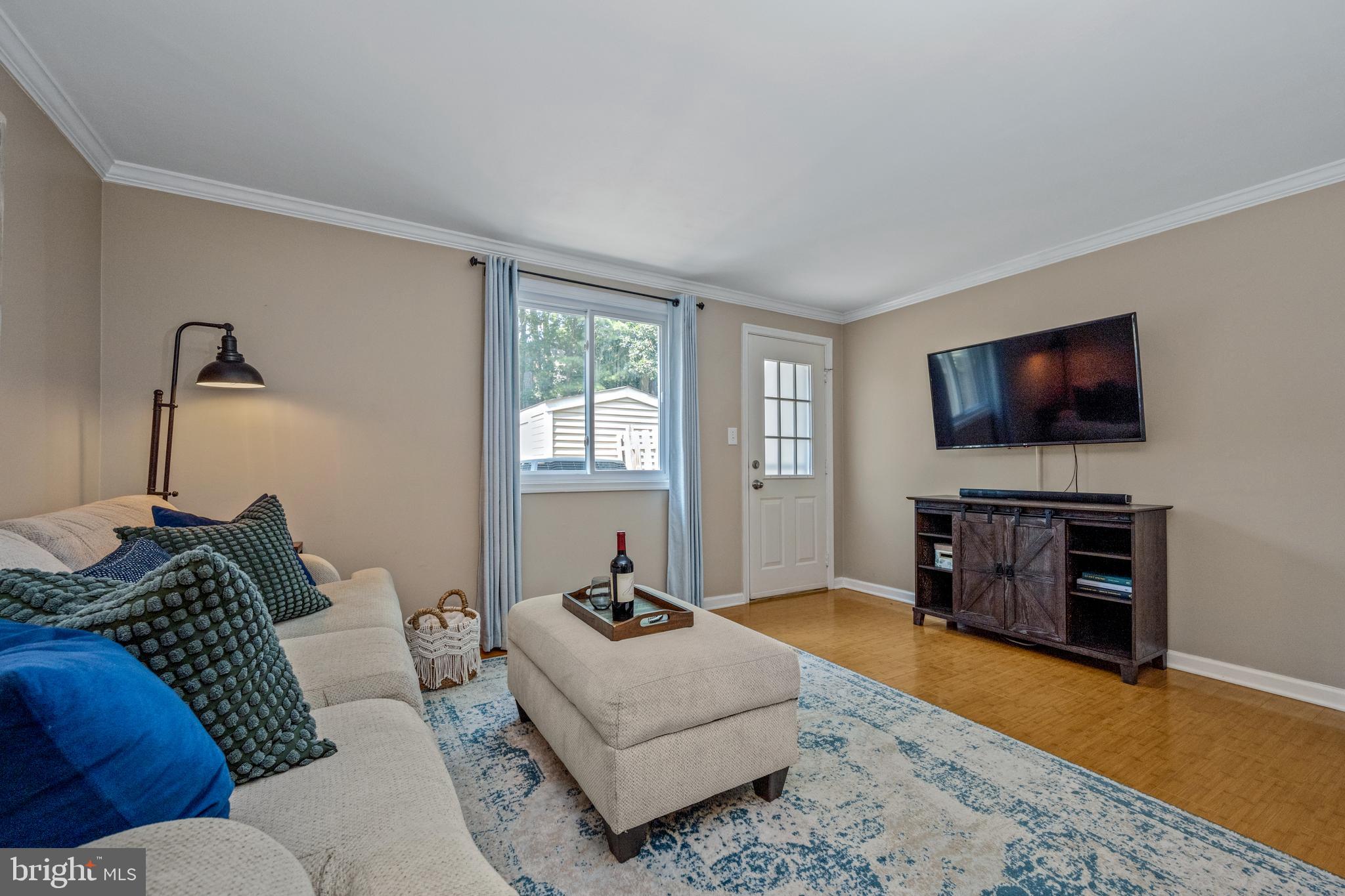 8089 WOLSEY COURT
