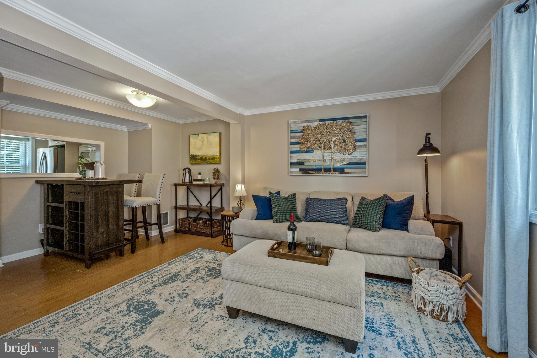 8089 WOLSEY COURT