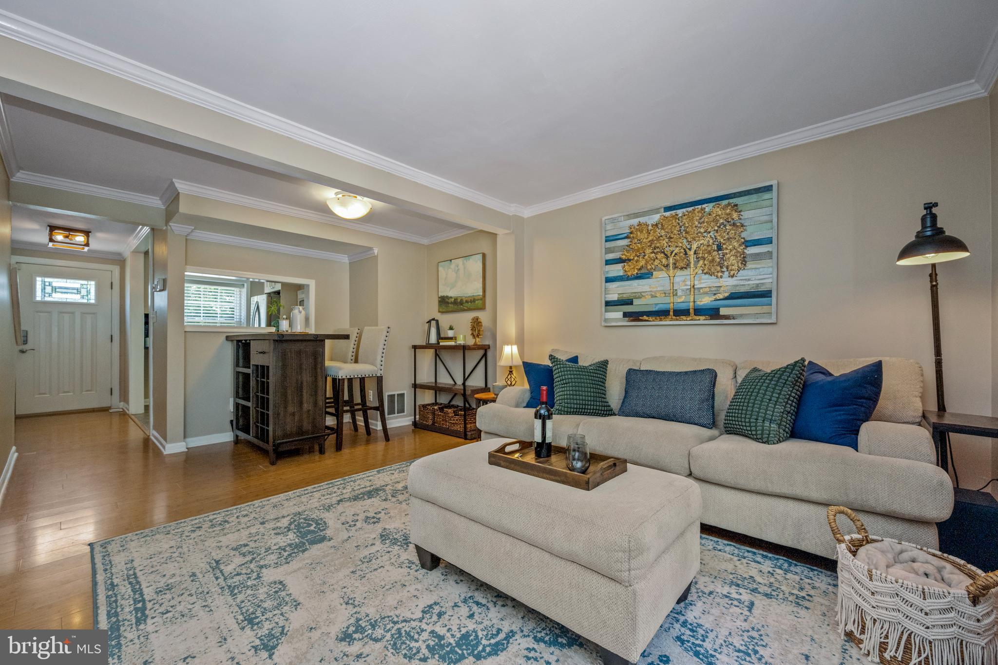 8089 WOLSEY COURT