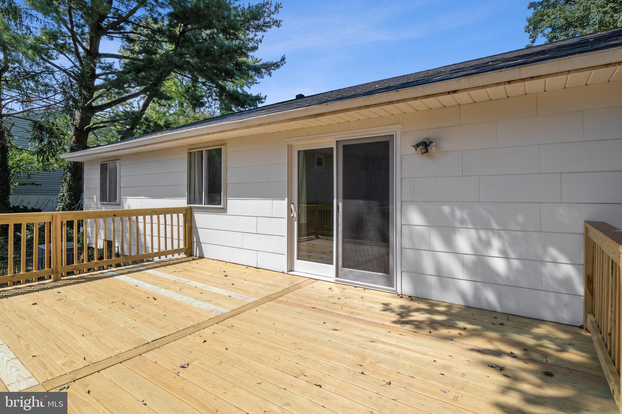 231 Mackintosh DRIVE