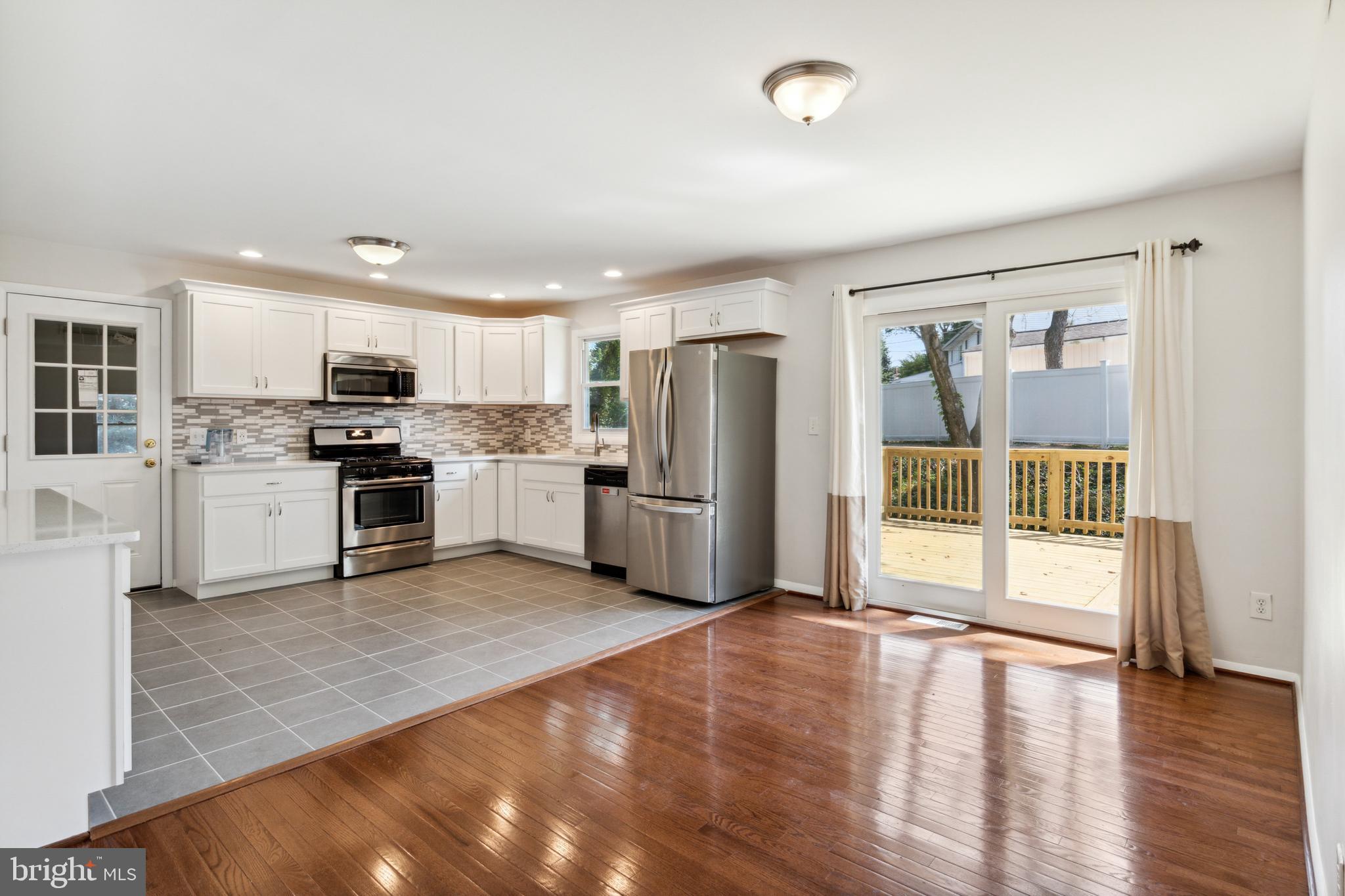 231 Mackintosh DRIVE
