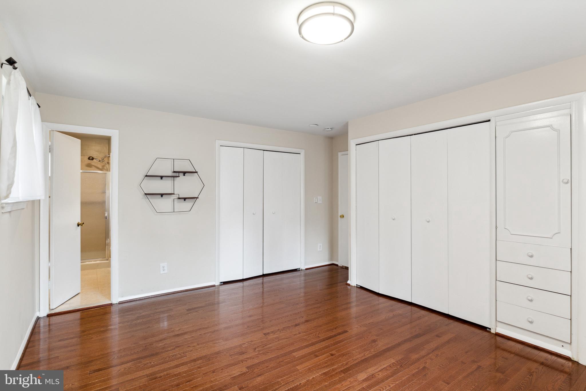 231 Mackintosh DRIVE