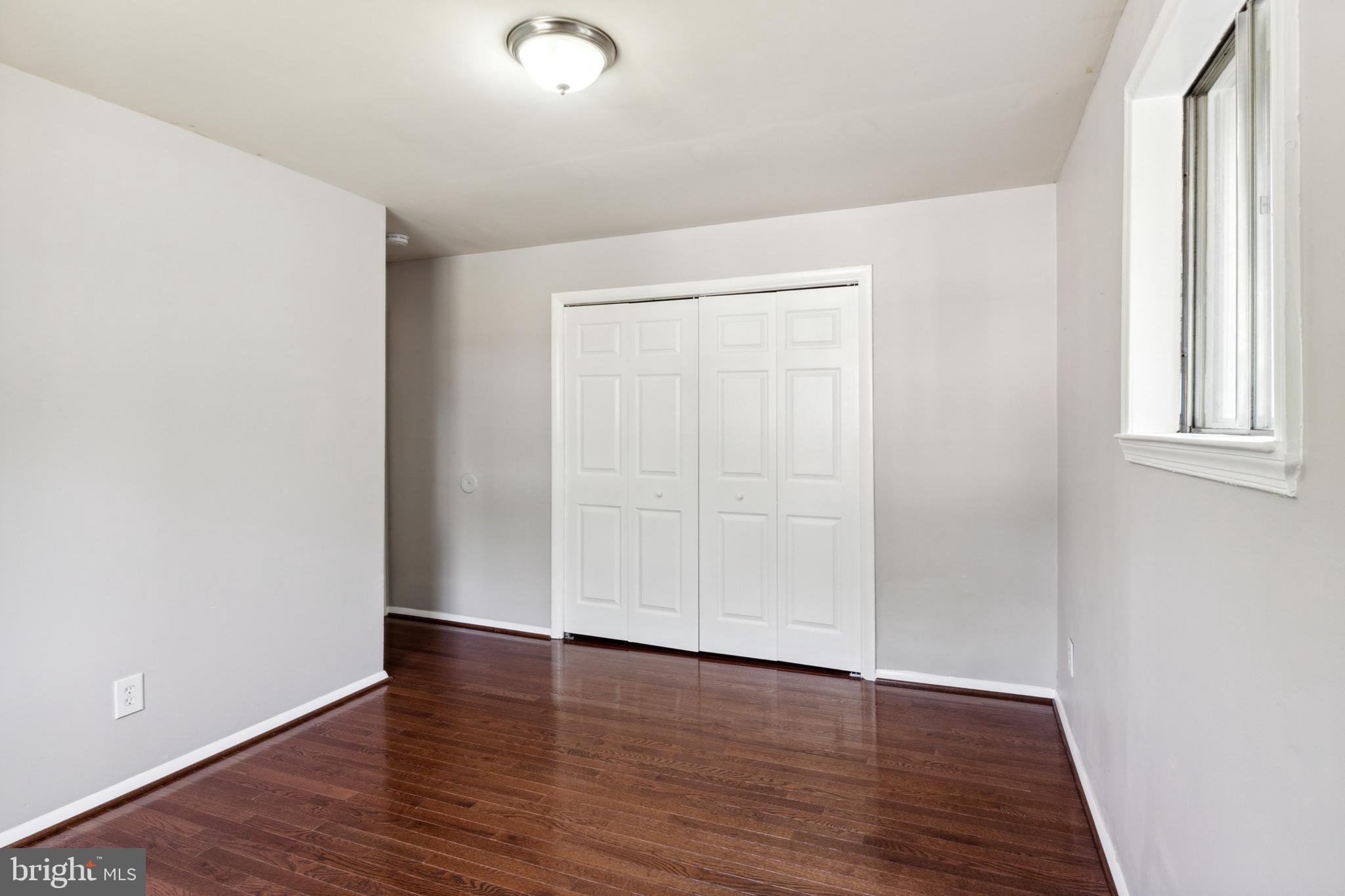 231 Mackintosh DRIVE