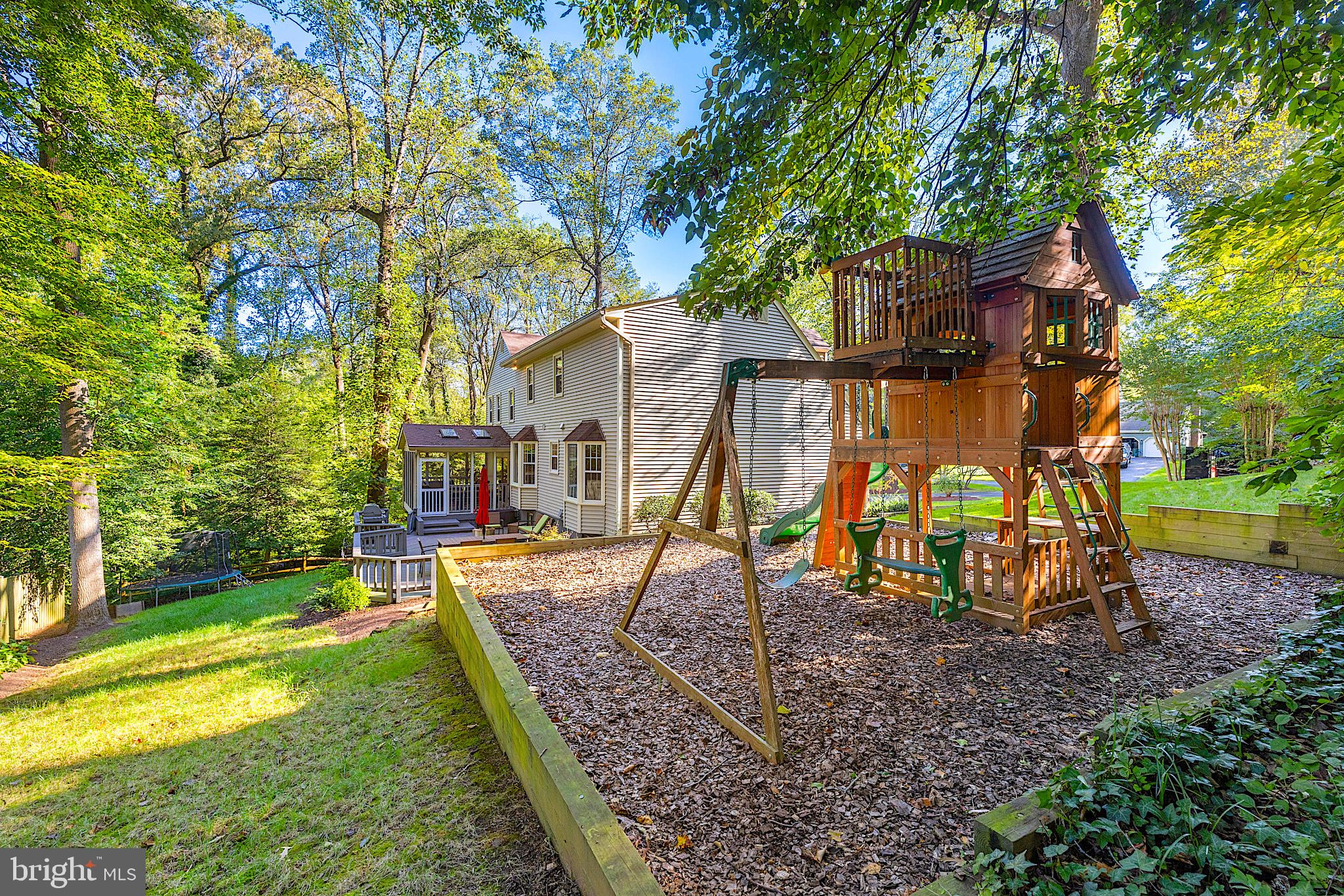 1688 Camden COURT
