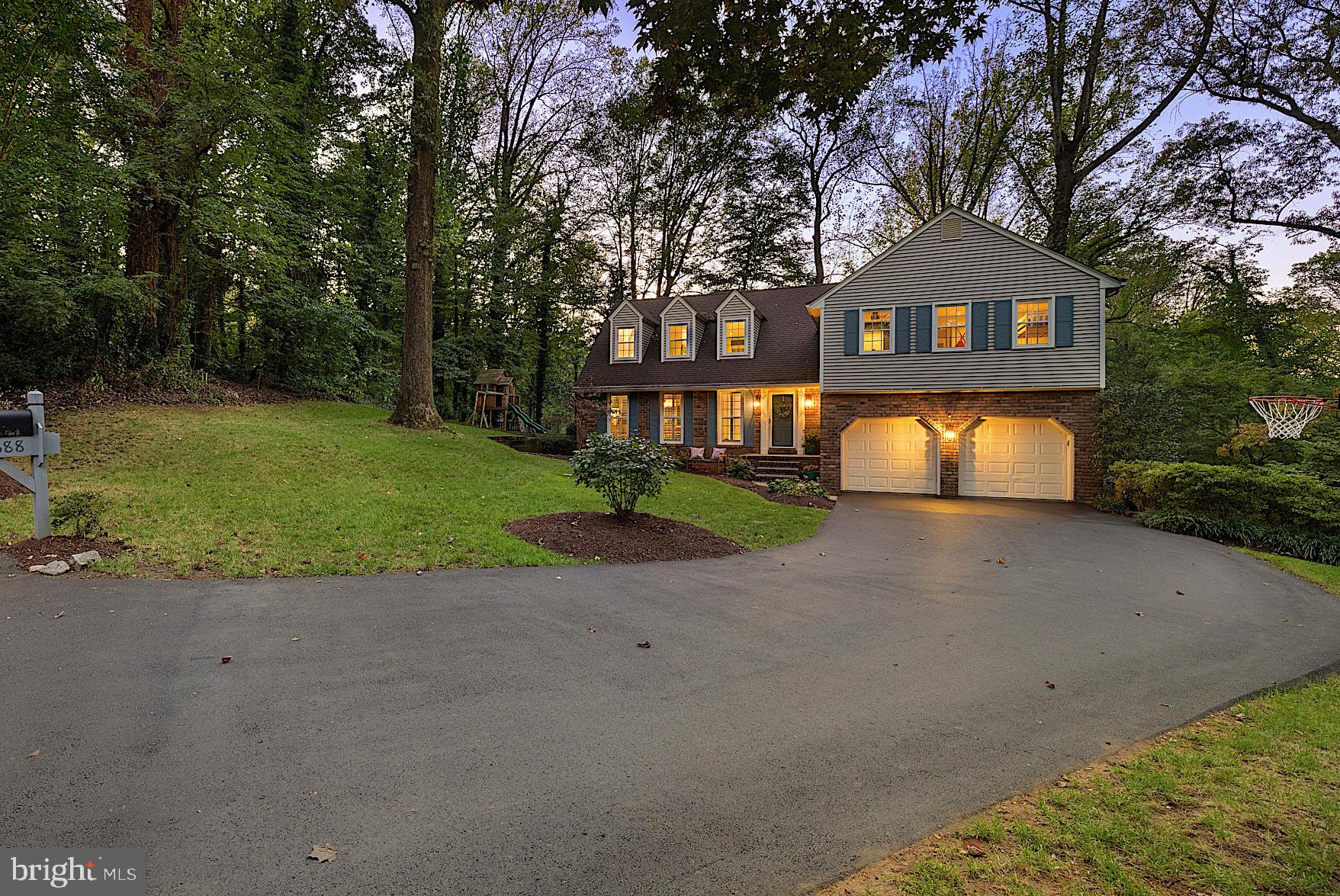 1688 Camden COURT