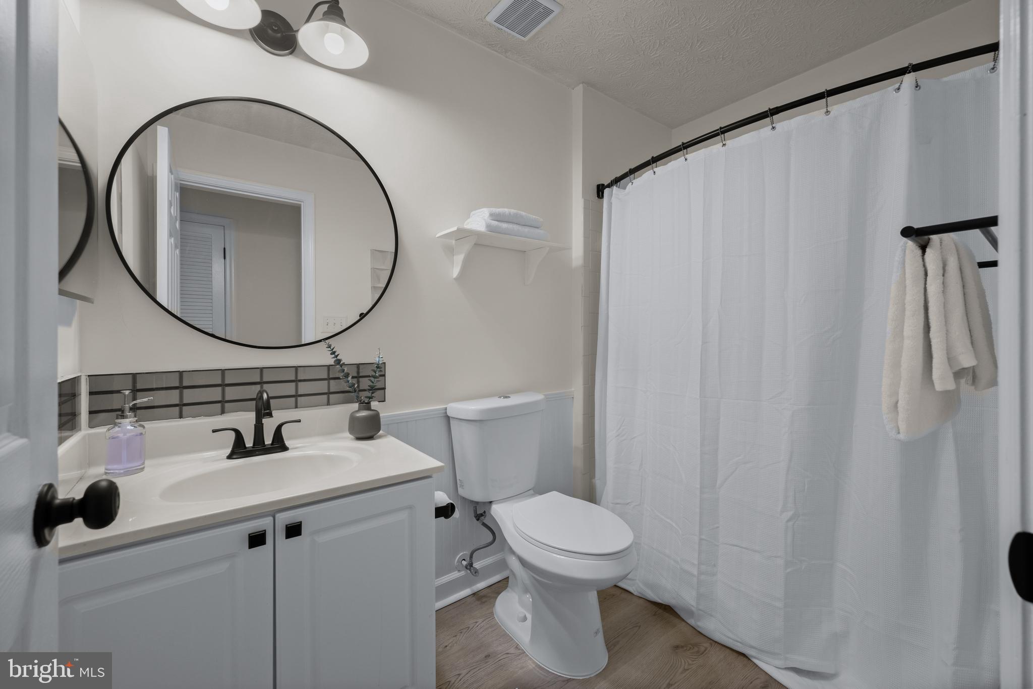 617 Admiral DRIVE Unit: 5402