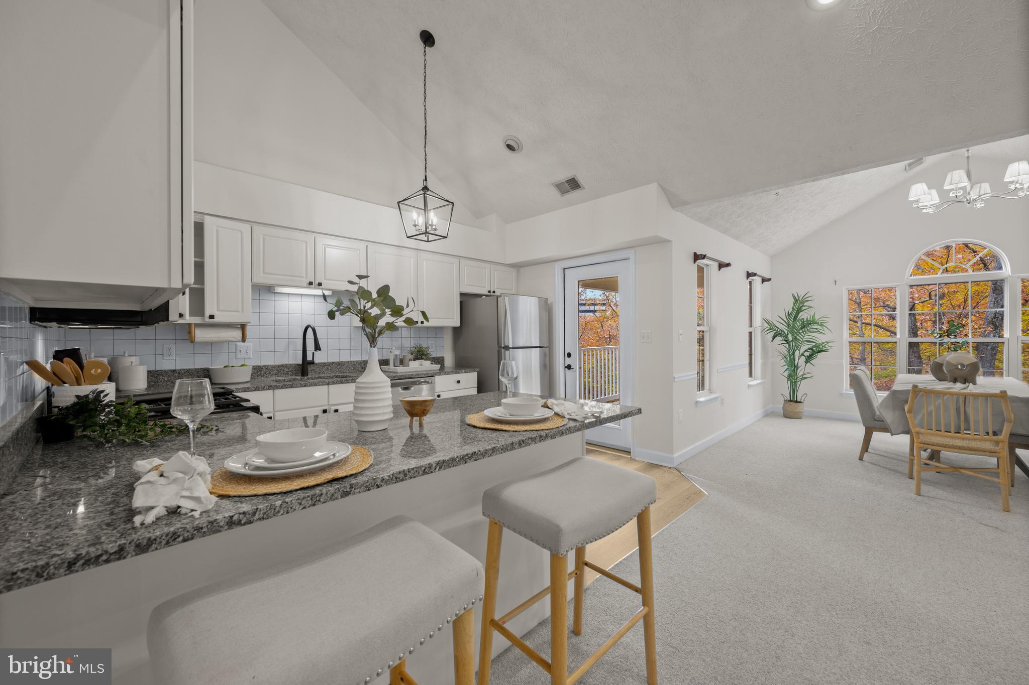 617 Admiral DRIVE Unit: 5402