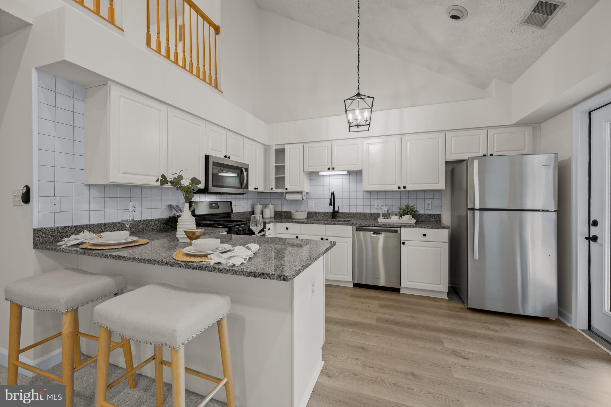 617 Admiral DRIVE Unit: 5402