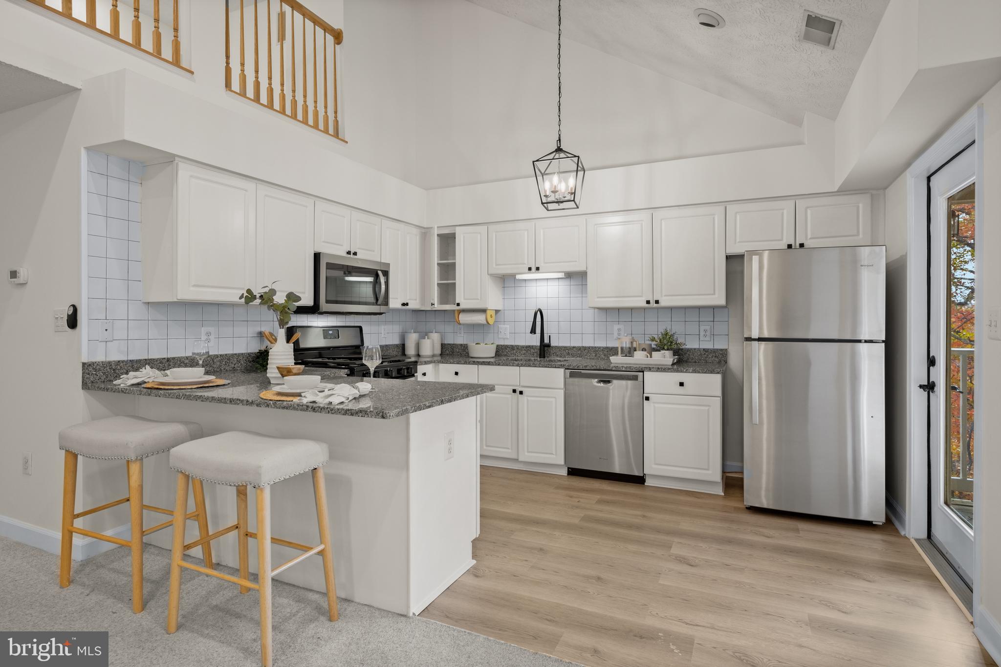 617 Admiral DRIVE Unit: 5402