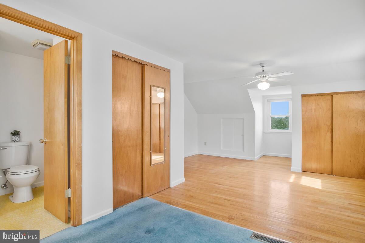 100 Longcross Rd