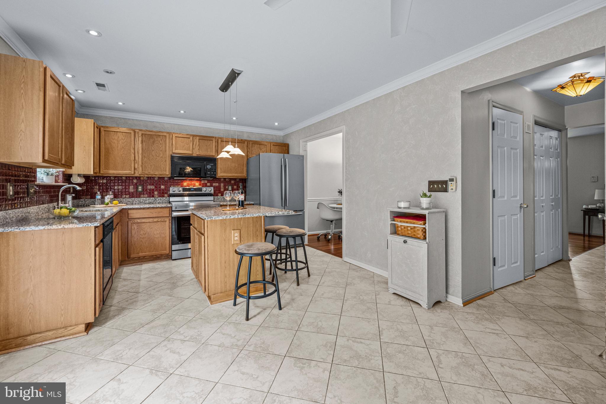 188 Langdon Farm Cir