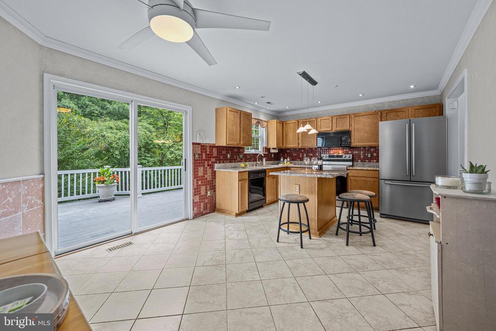 188 Langdon Farm Cir