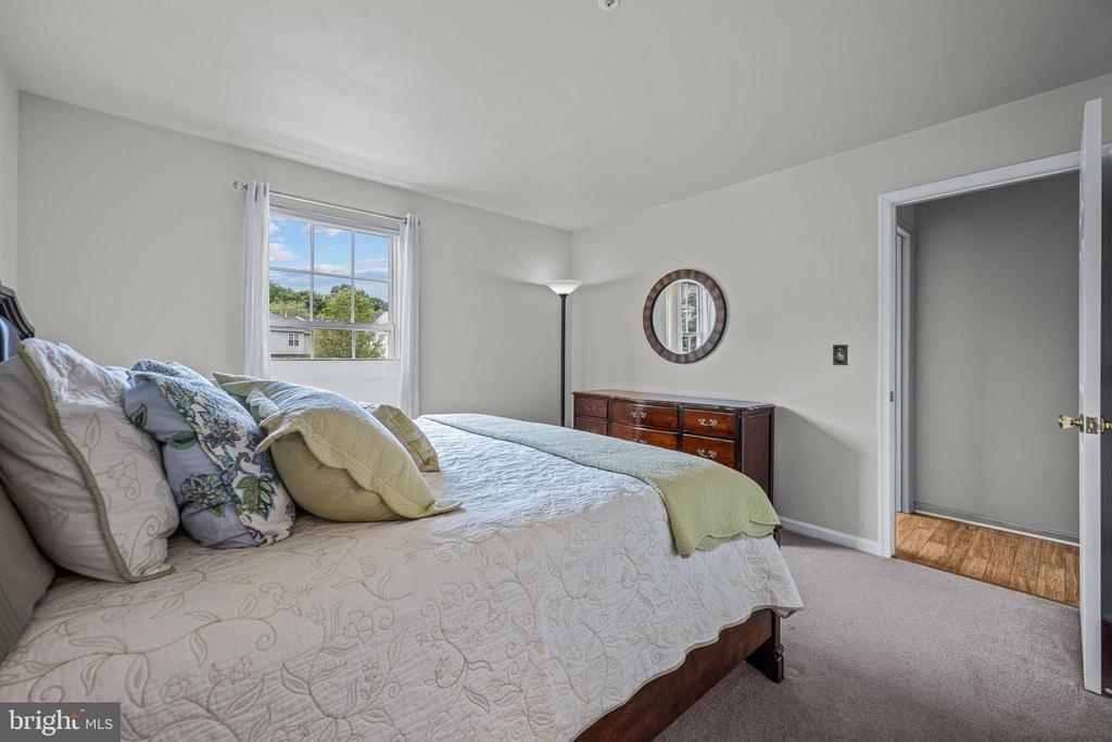 188 Langdon Farm Cir