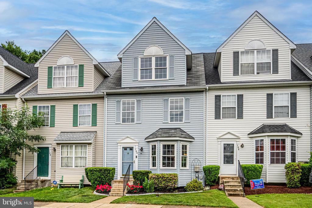 188 Langdon Farm Cir
