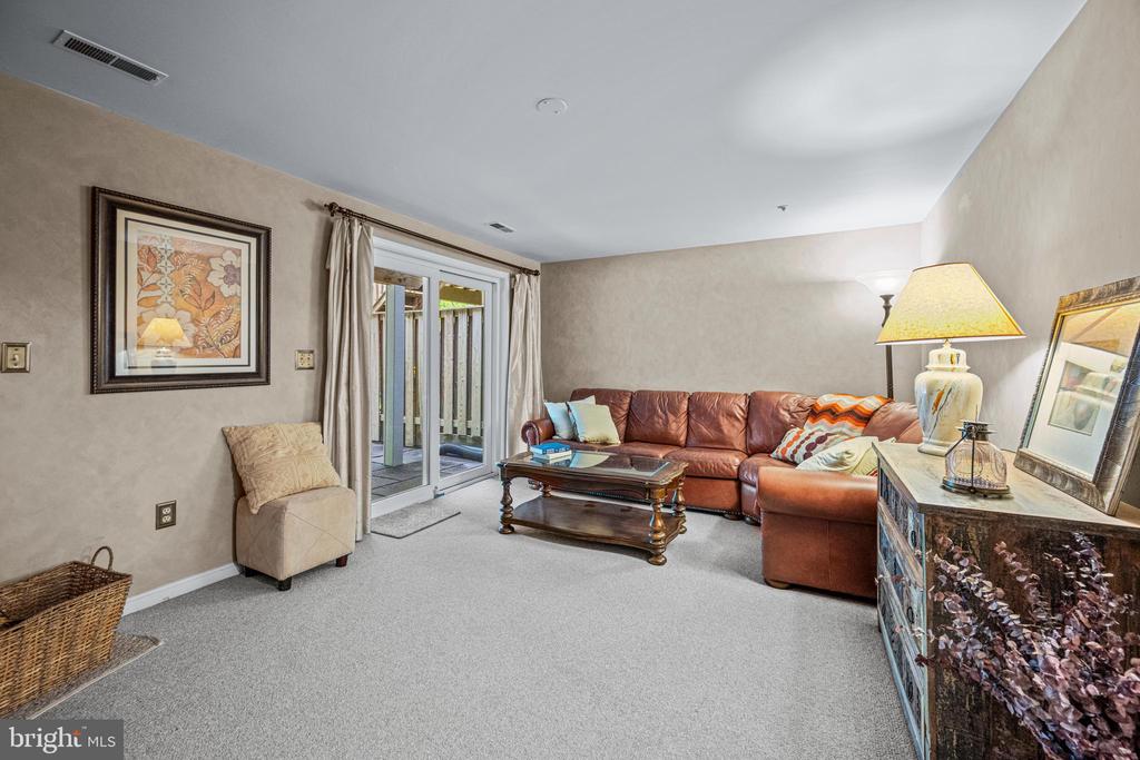 188 Langdon Farm Cir