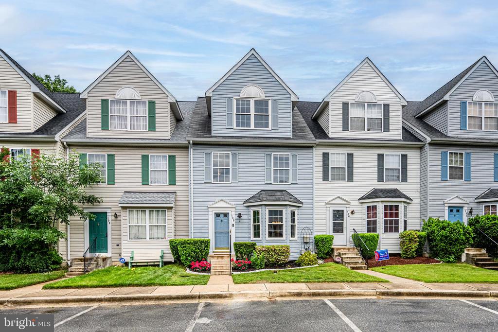188 Langdon Farm Cir