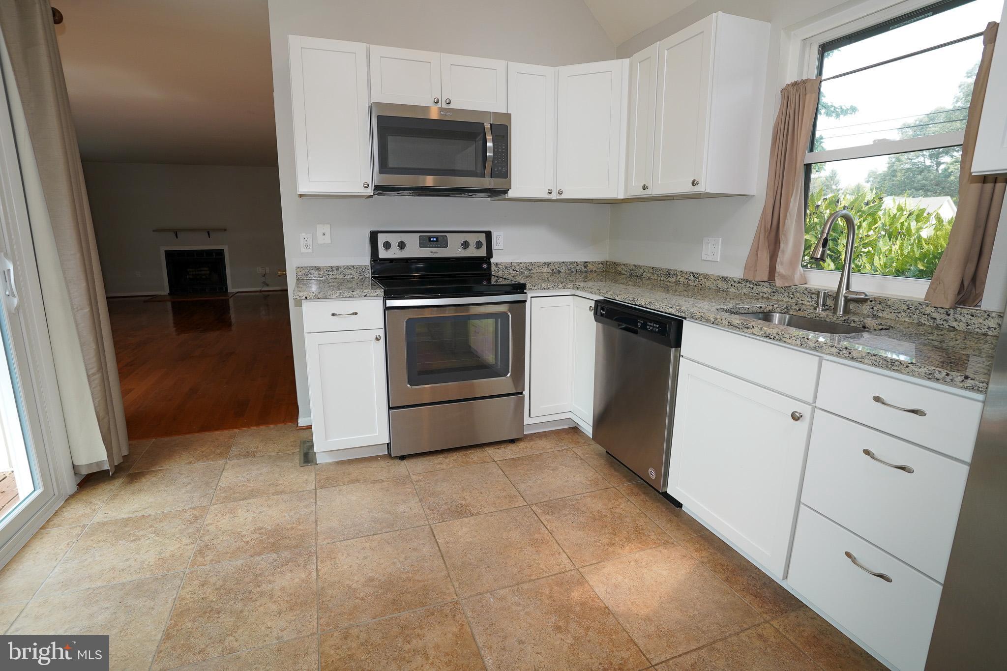 567 ARUNDEL DR