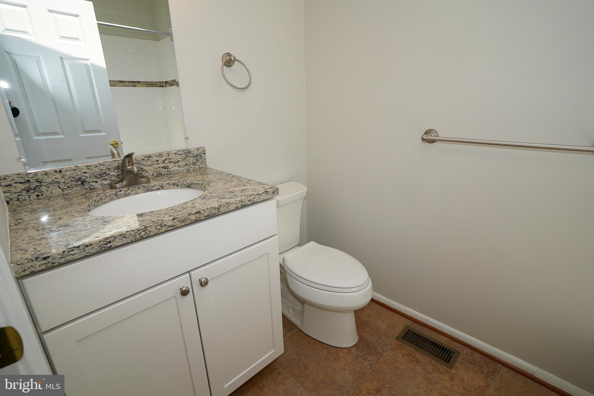 567 ARUNDEL DR