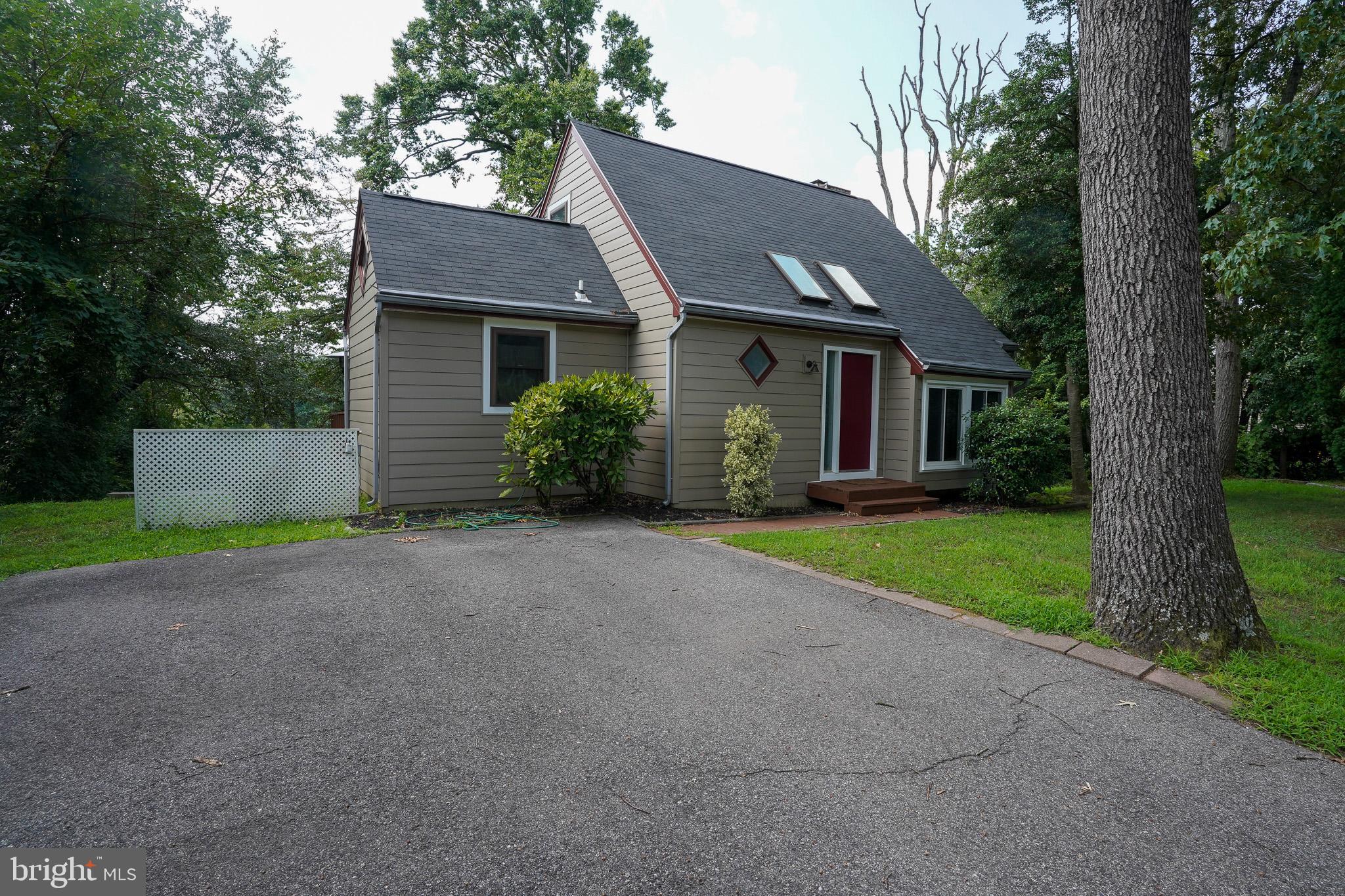 567 ARUNDEL DR