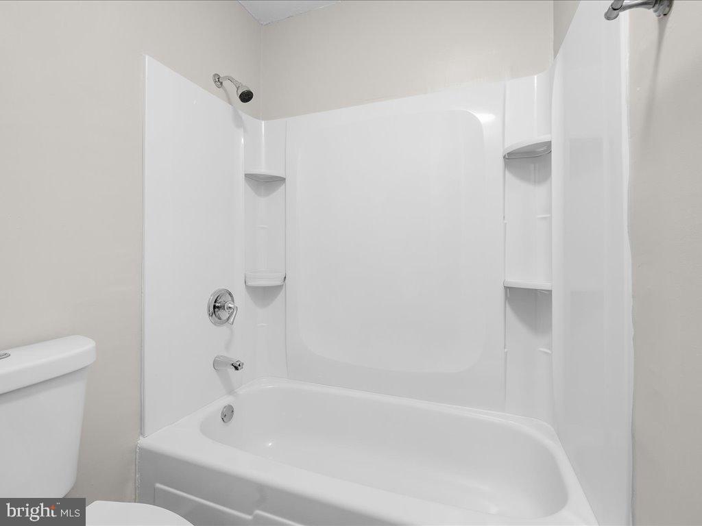 276 Keith Ct