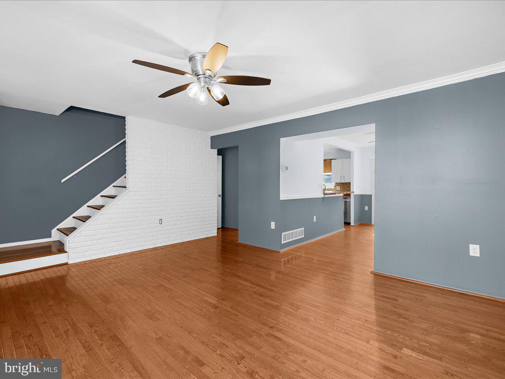 276 Keith Ct
