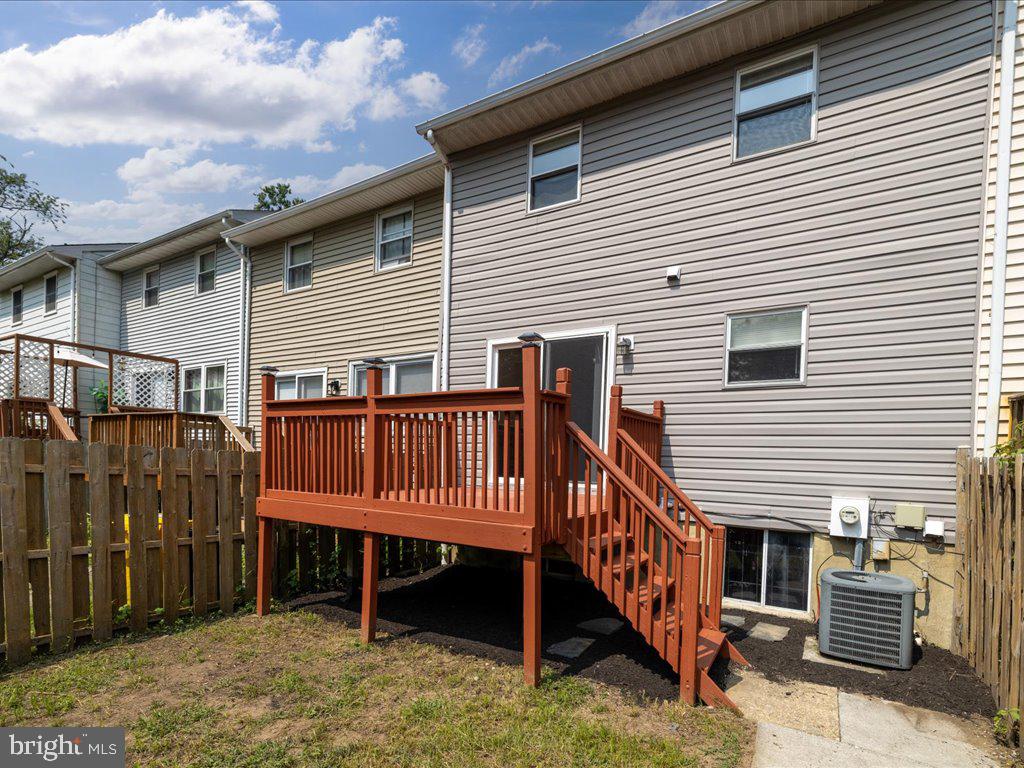 276 Keith Ct