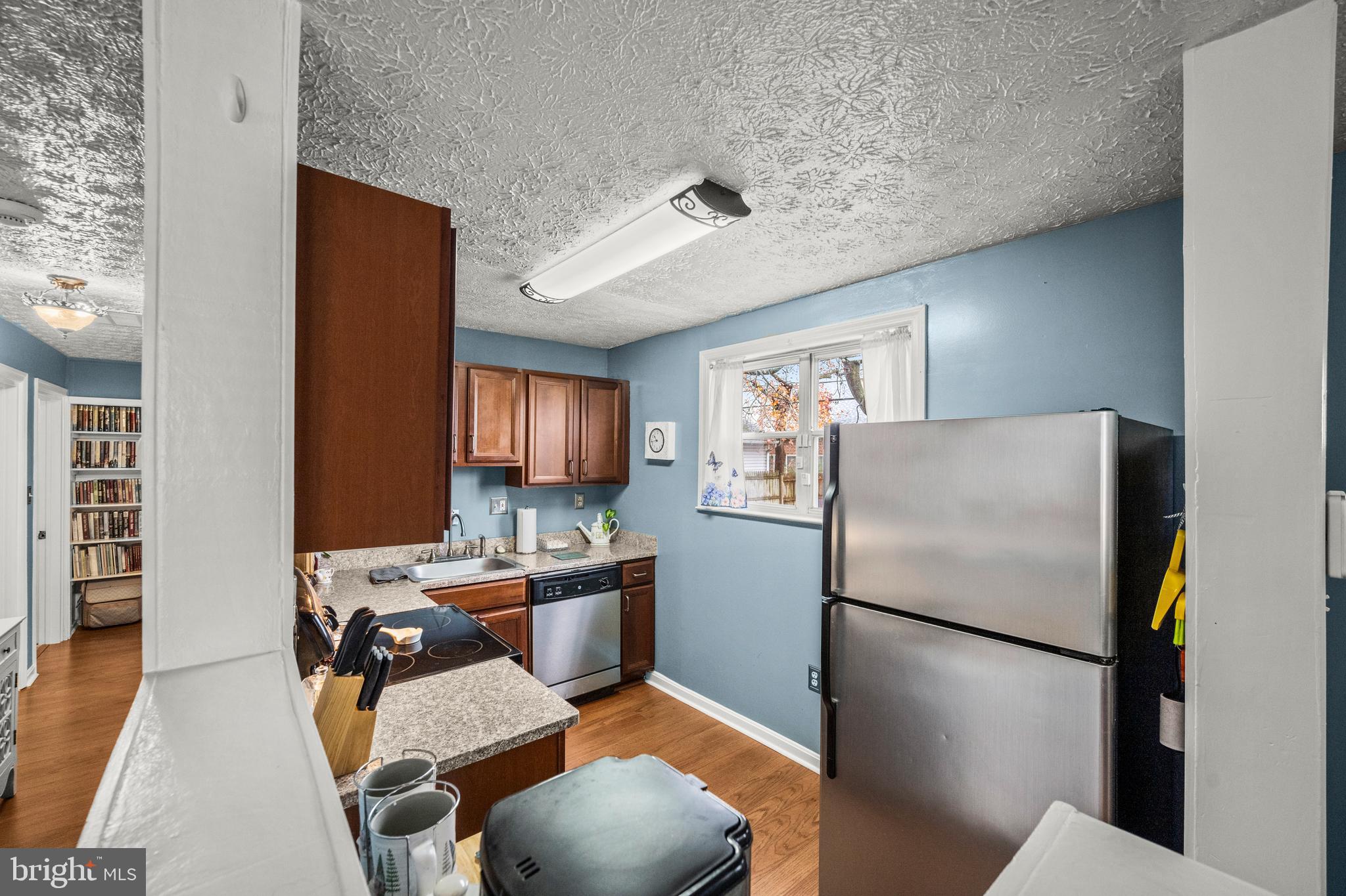 1204 Guildford Rd