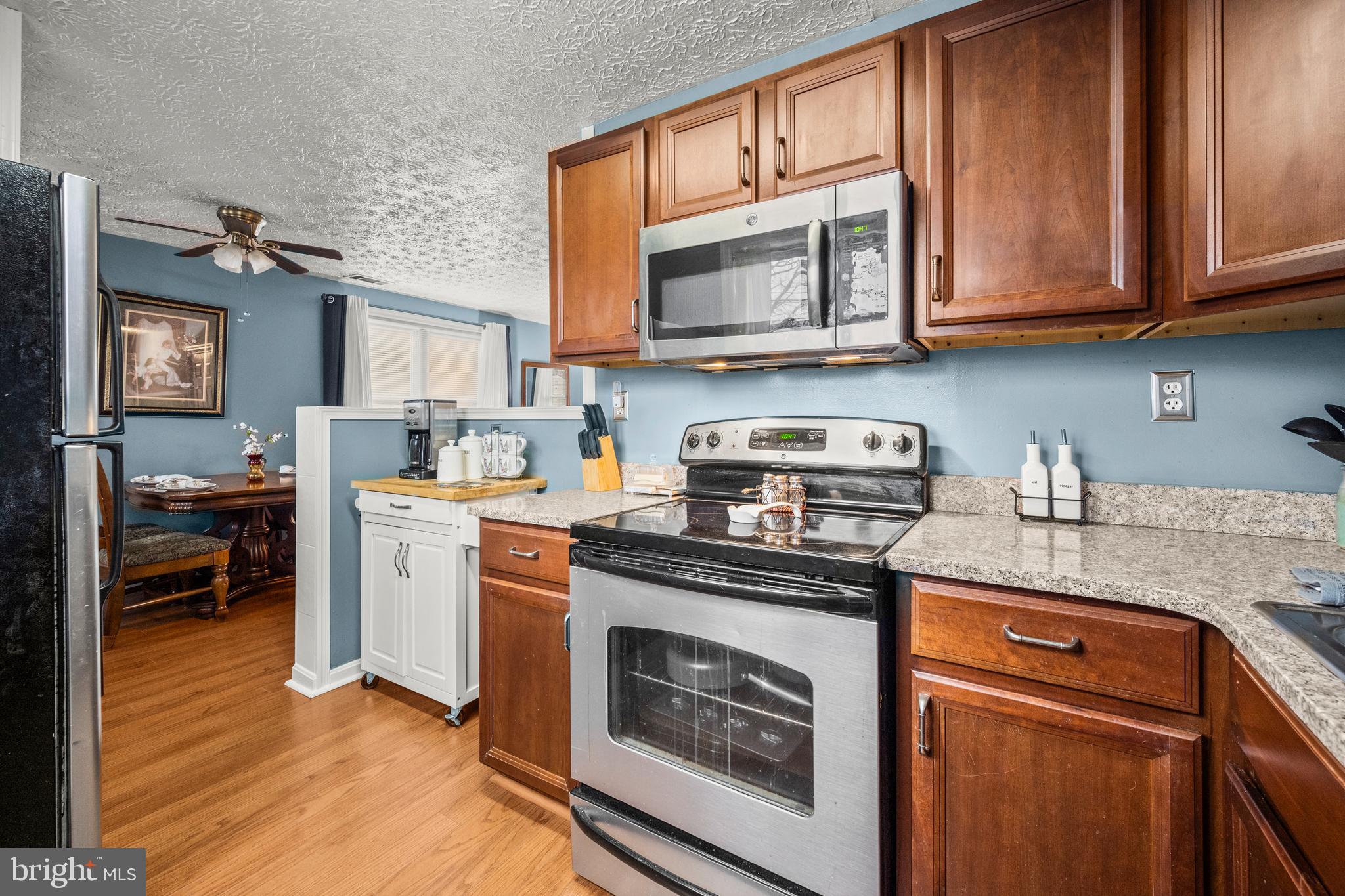 1204 Guildford Rd