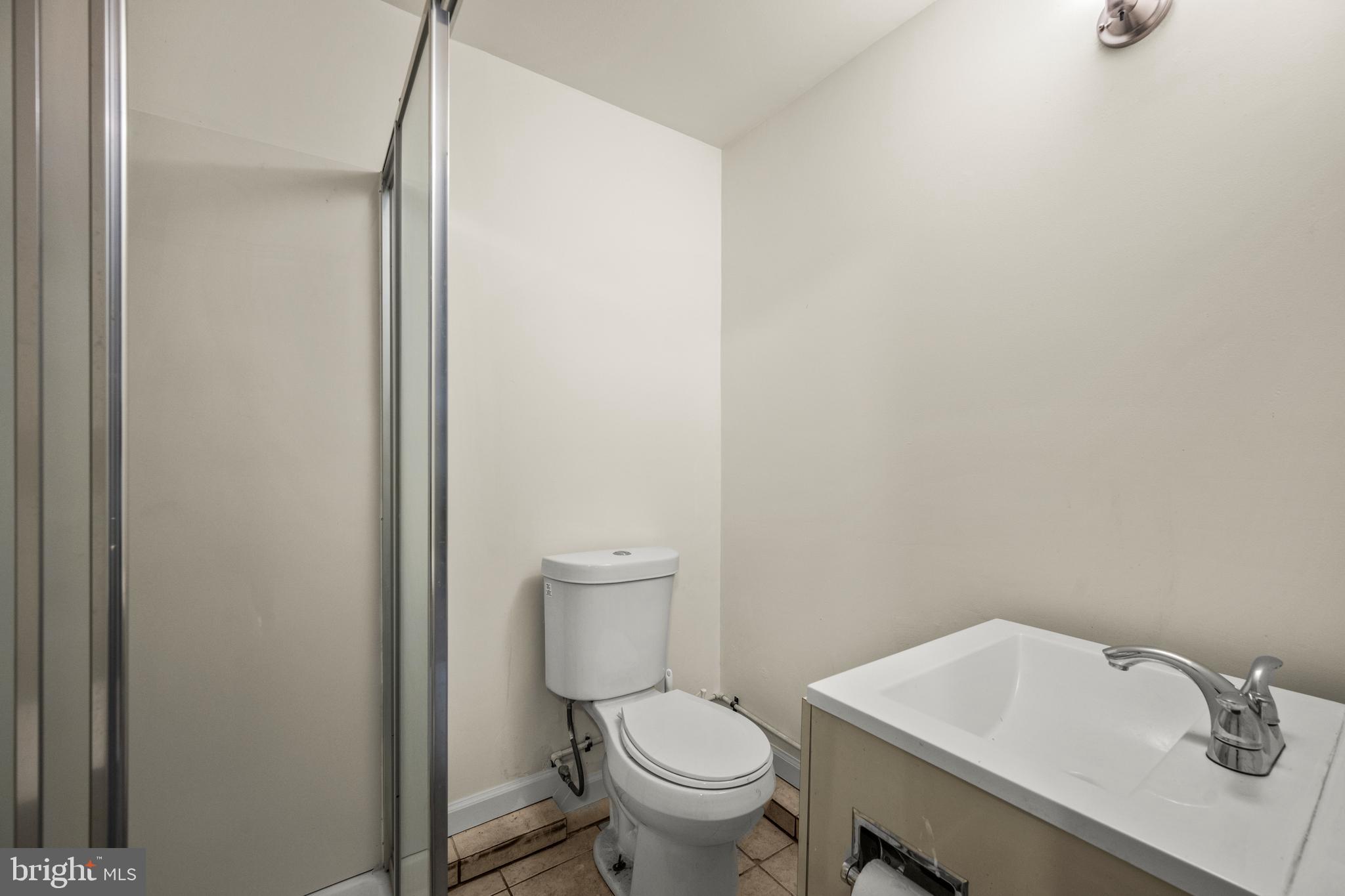 1204 Guildford Rd