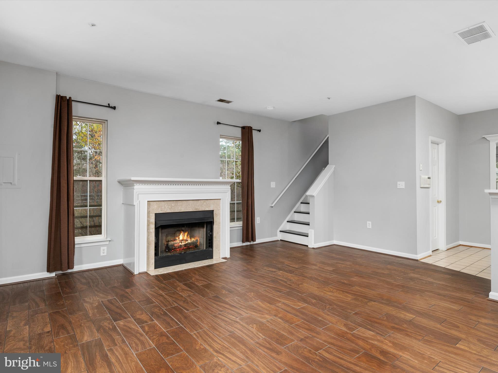 8742 Orchard Green Ct