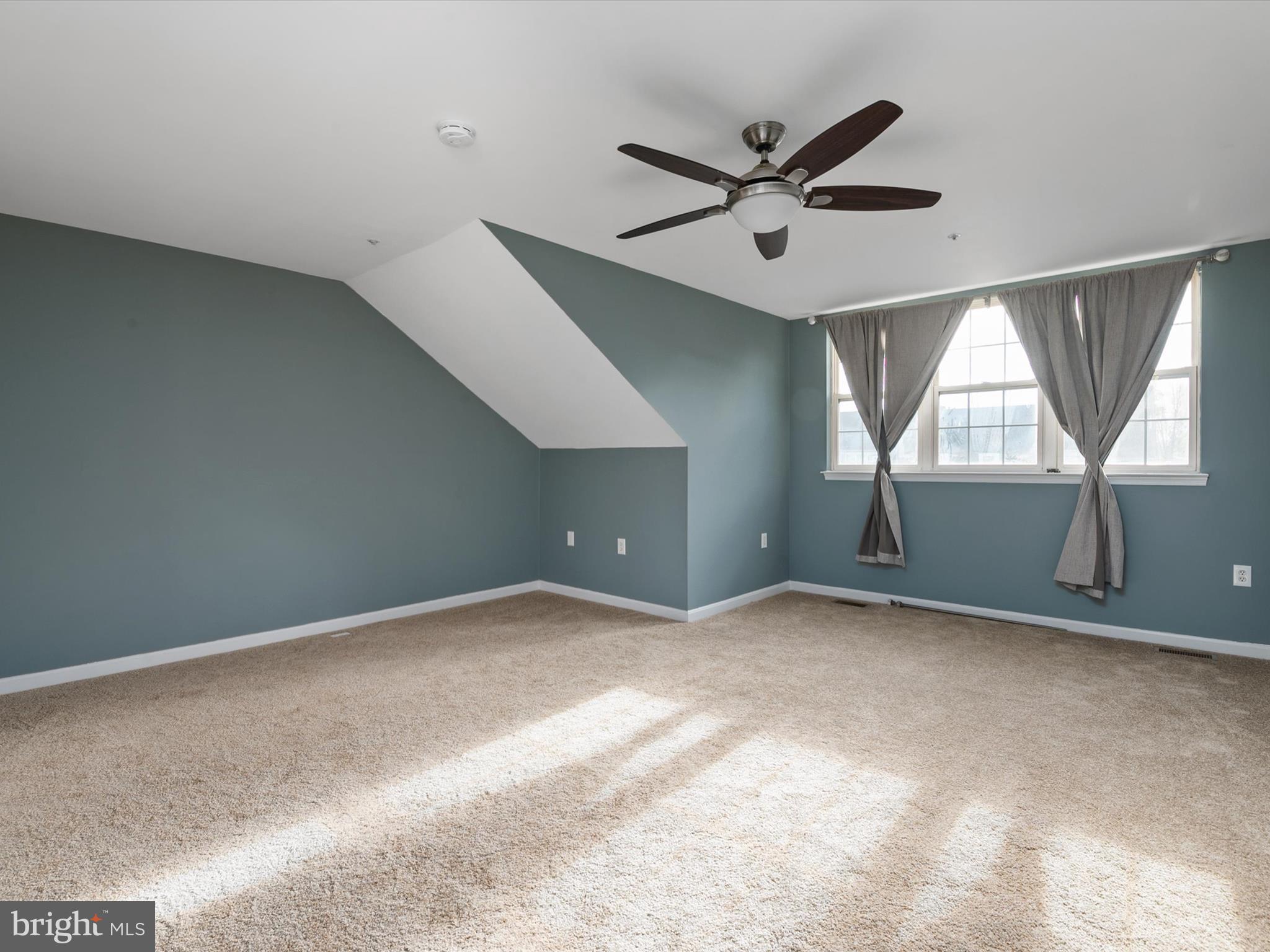8742 Orchard Green Ct