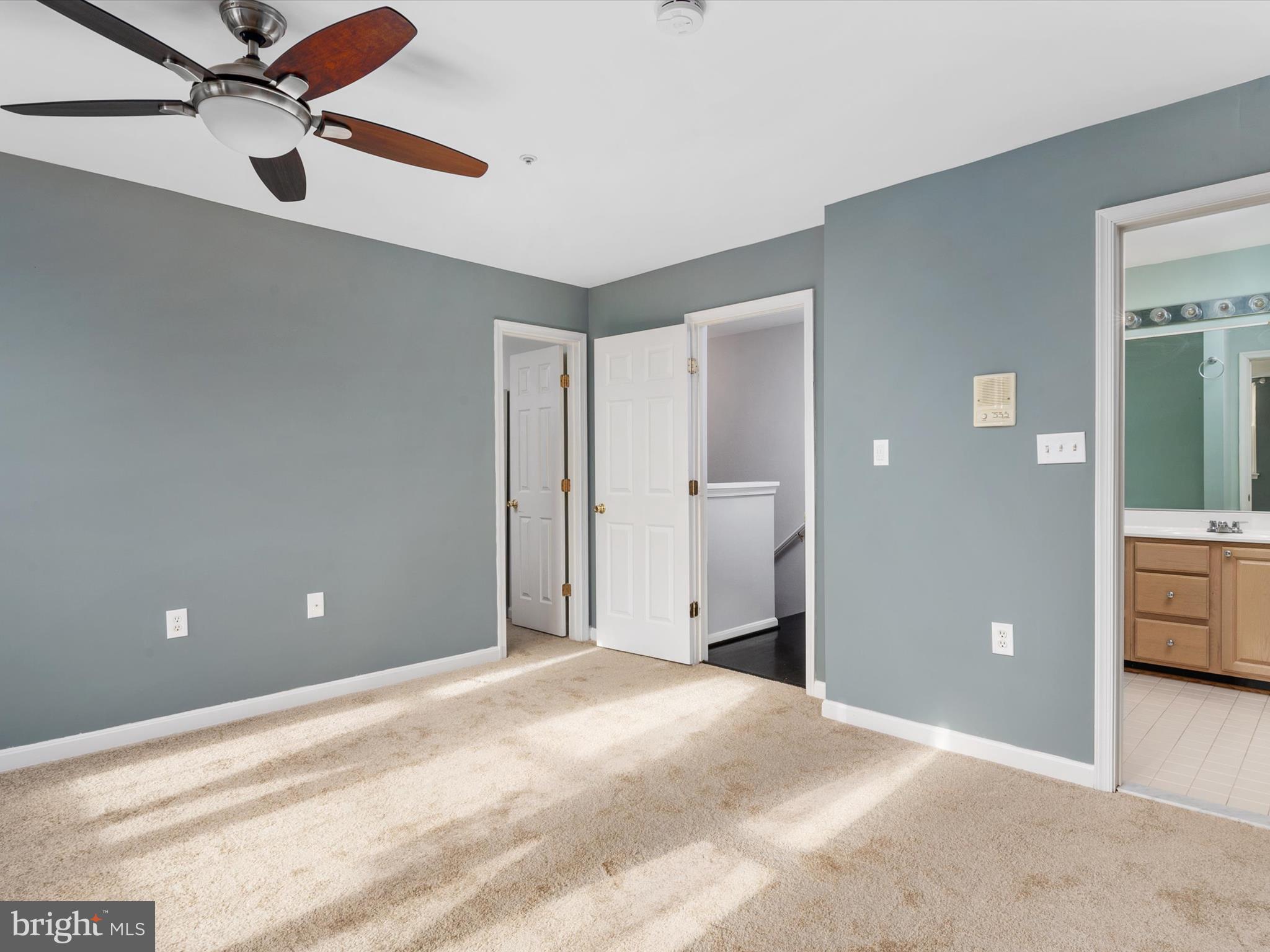 8742 Orchard Green Ct