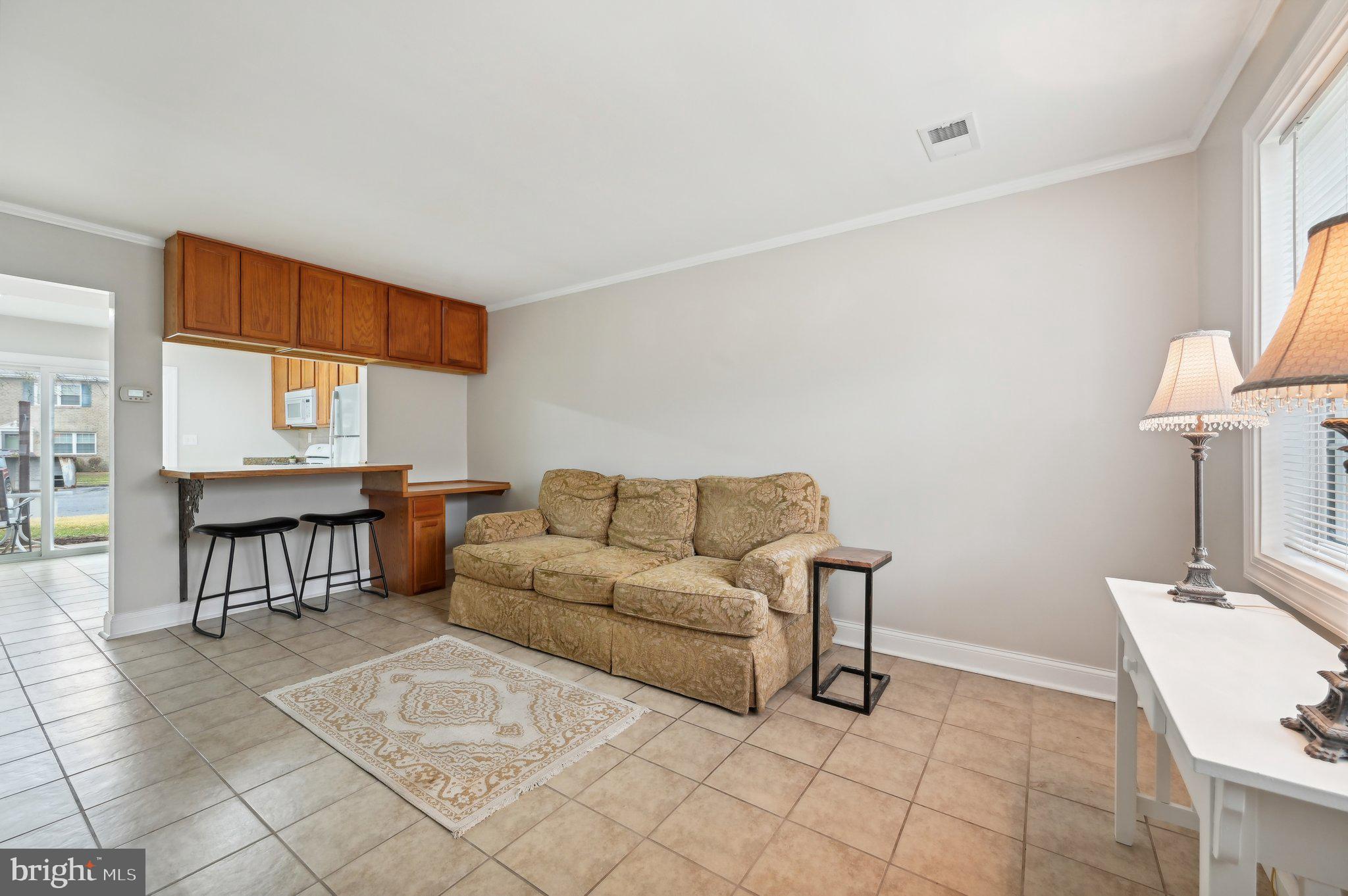 8438 Norwood Dr