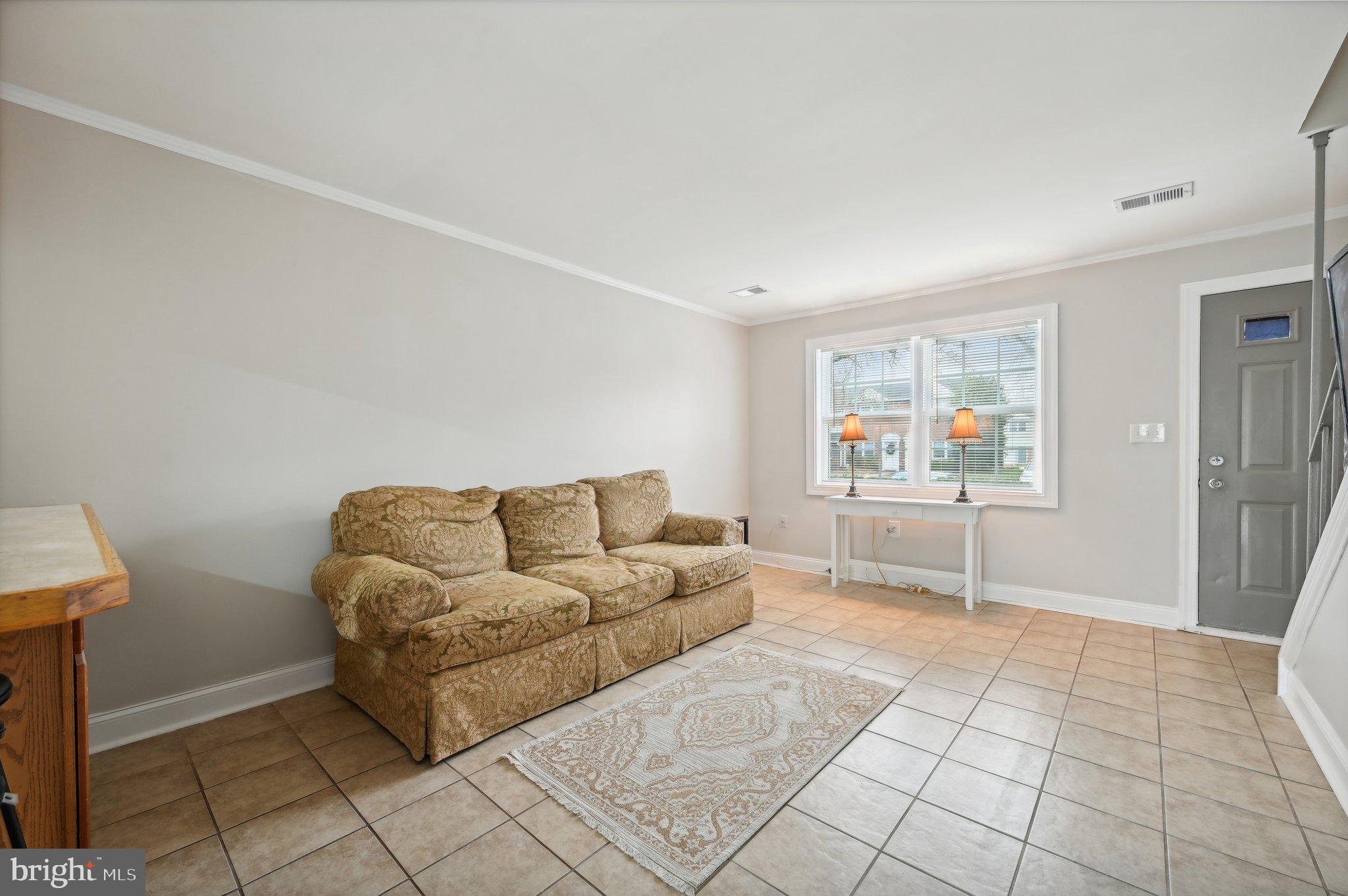 8438 Norwood Dr
