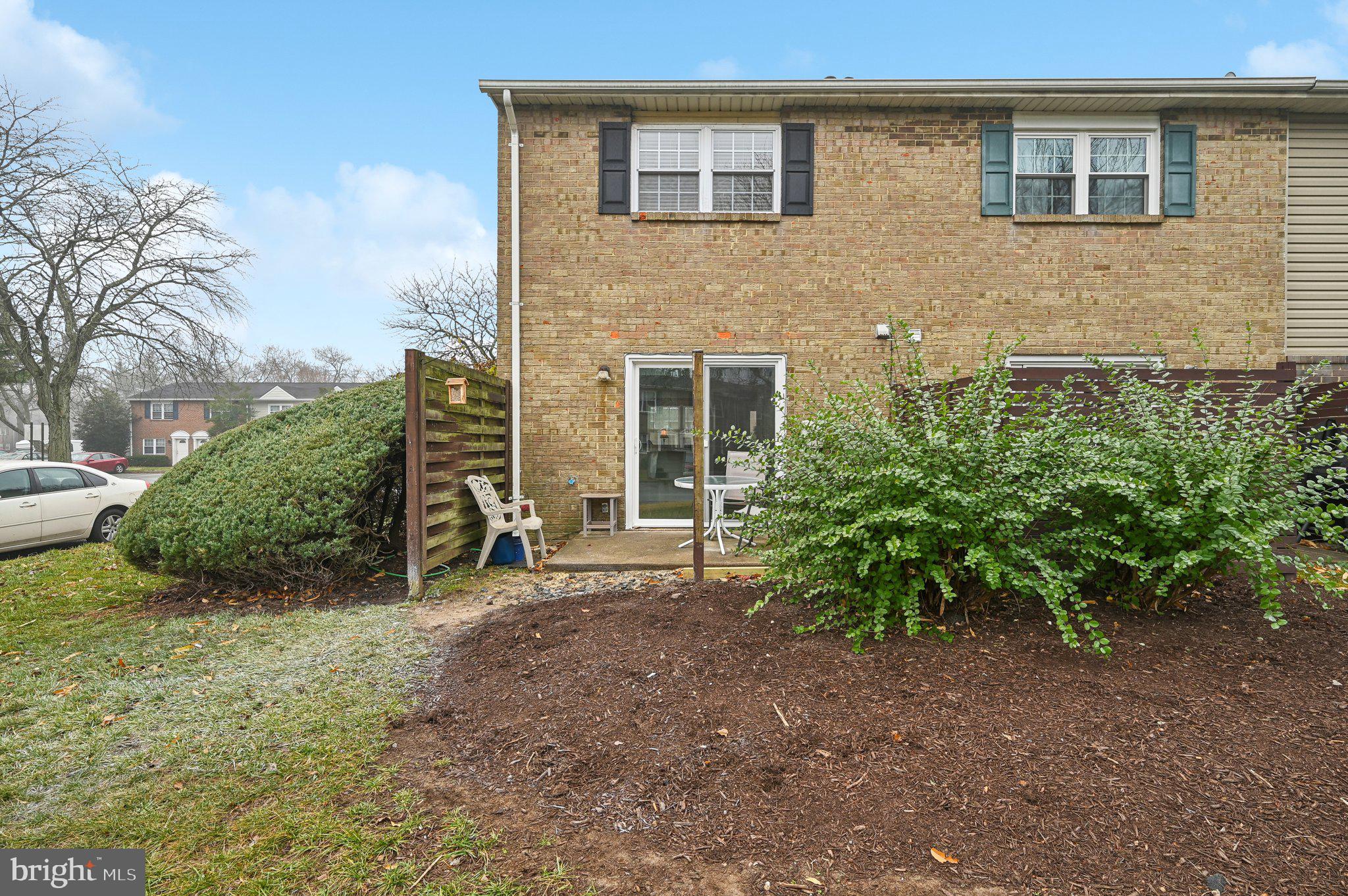 8438 Norwood Dr