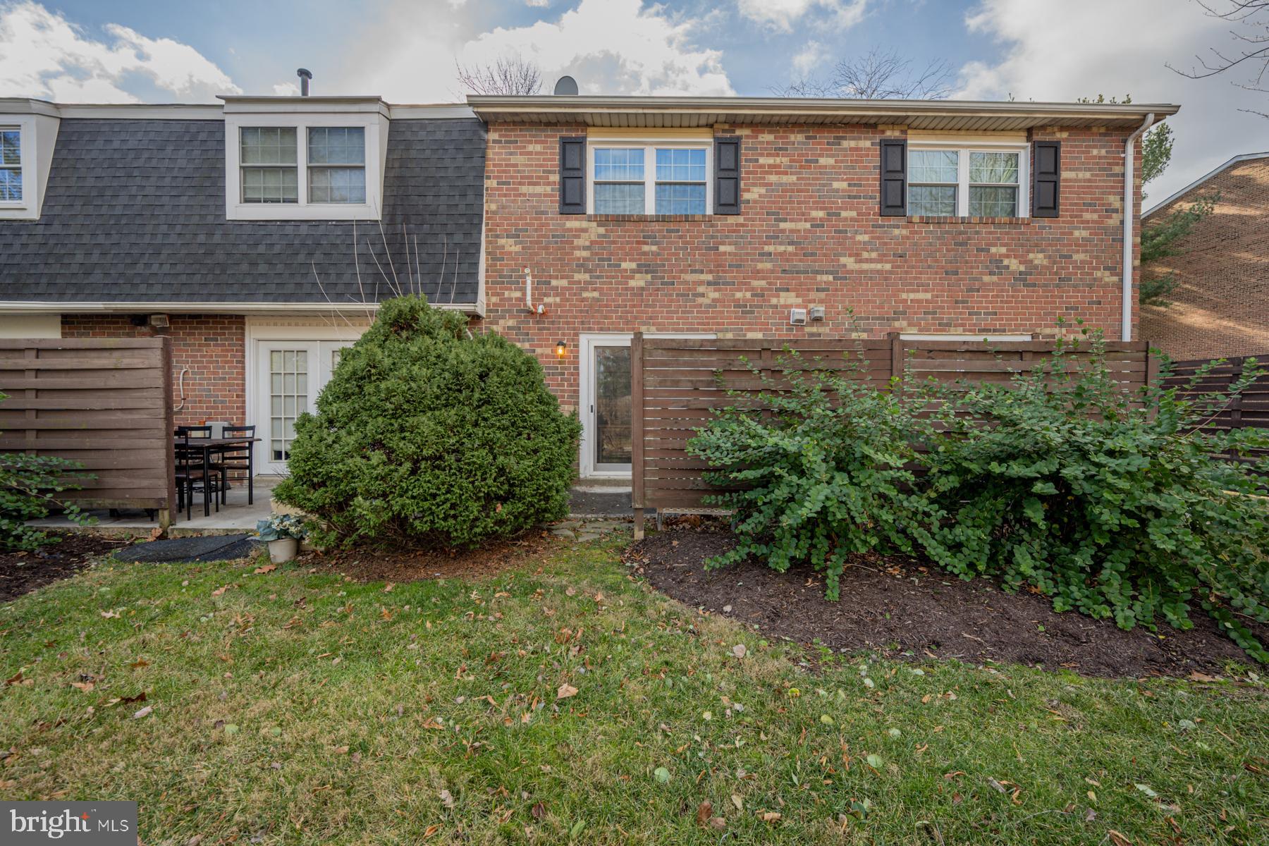 8397 Norwood Dr