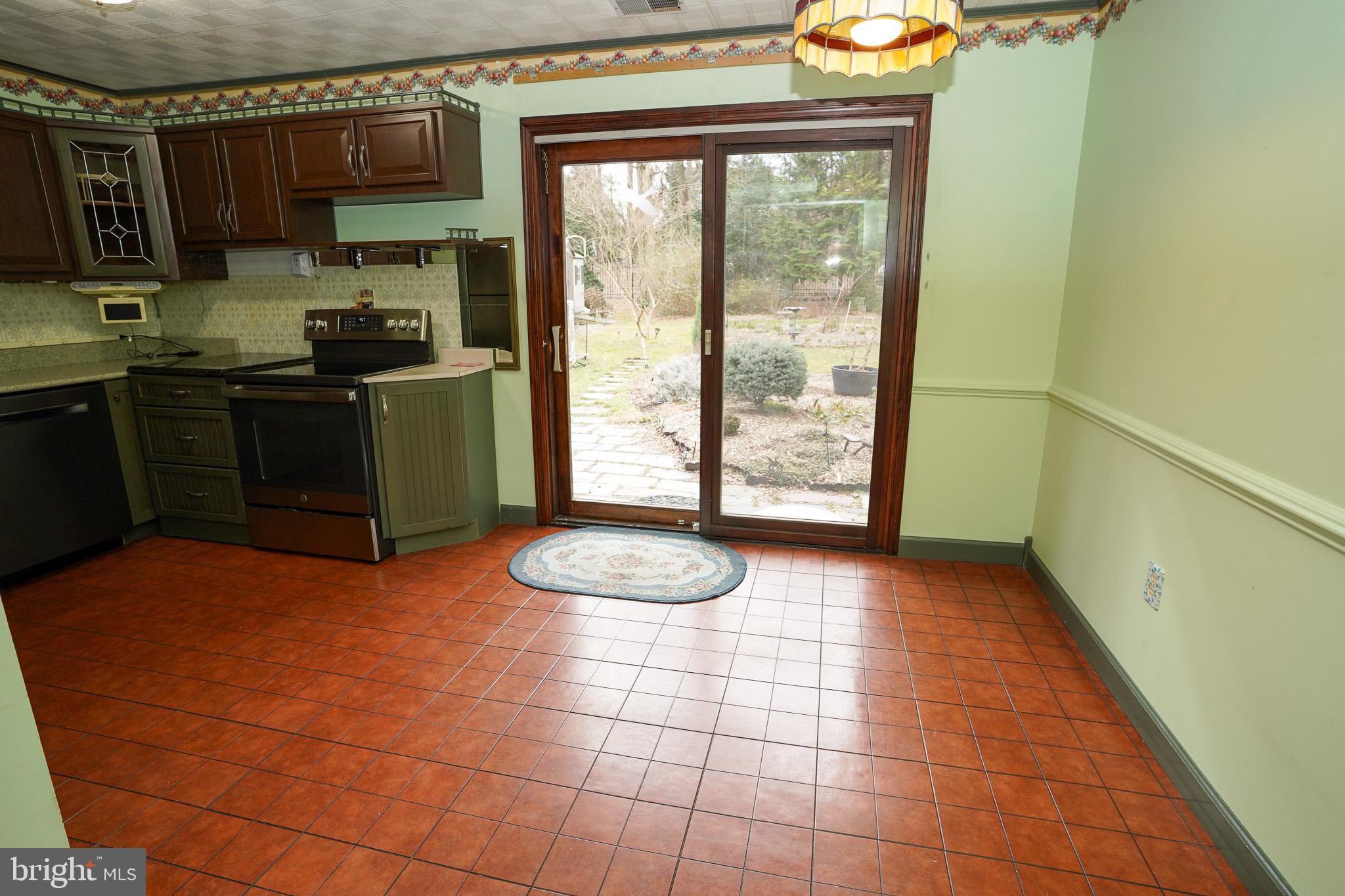 1887 ALDERNEY CT