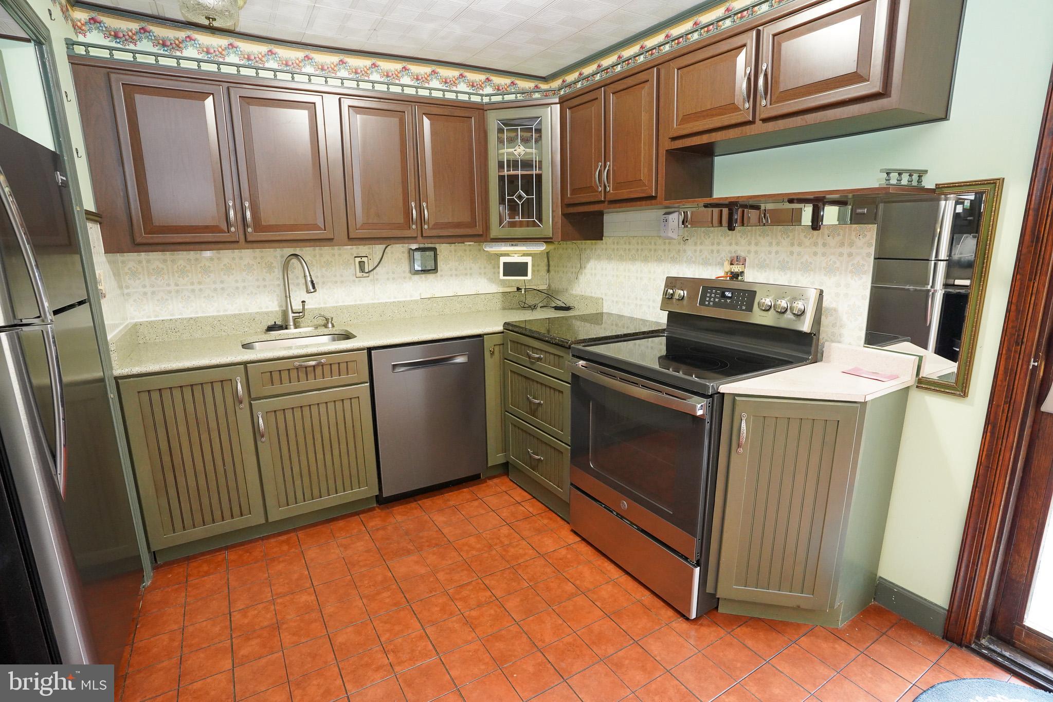 1887 ALDERNEY CT