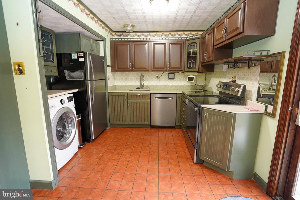 1887 ALDERNEY CT