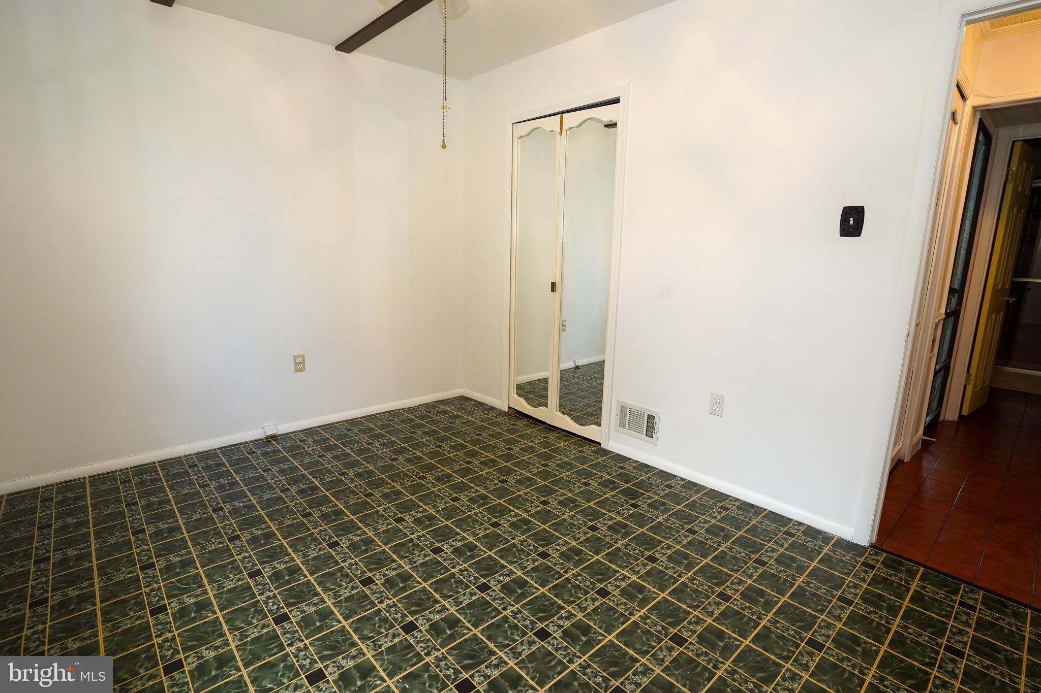 1887 ALDERNEY CT