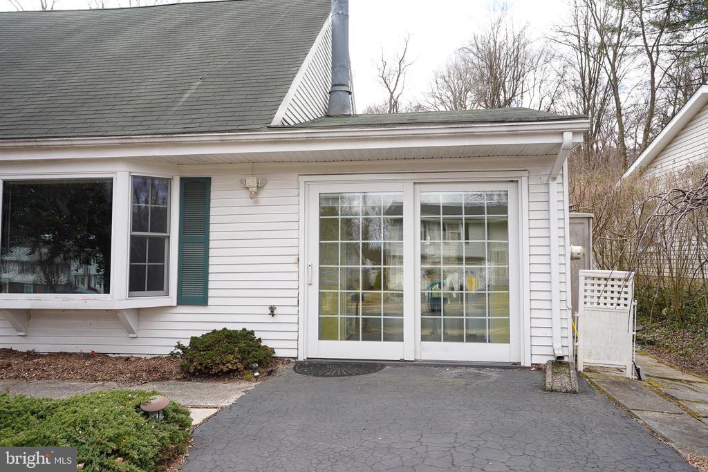 1887 ALDERNEY CT