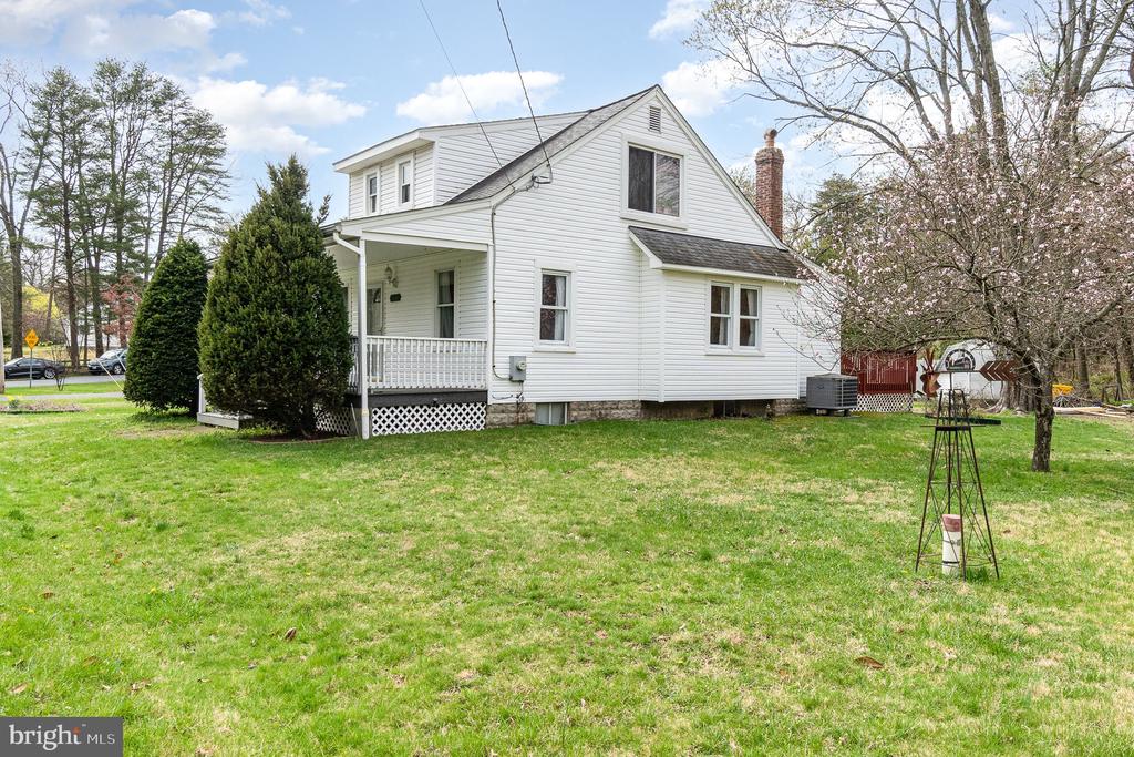 7830 Locust Wood Rd