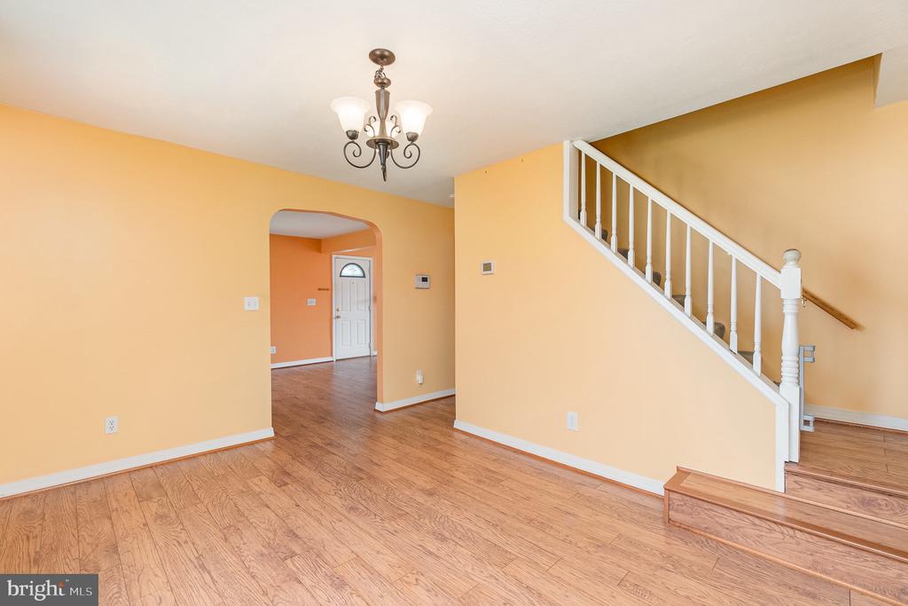 7830 Locust Wood Rd