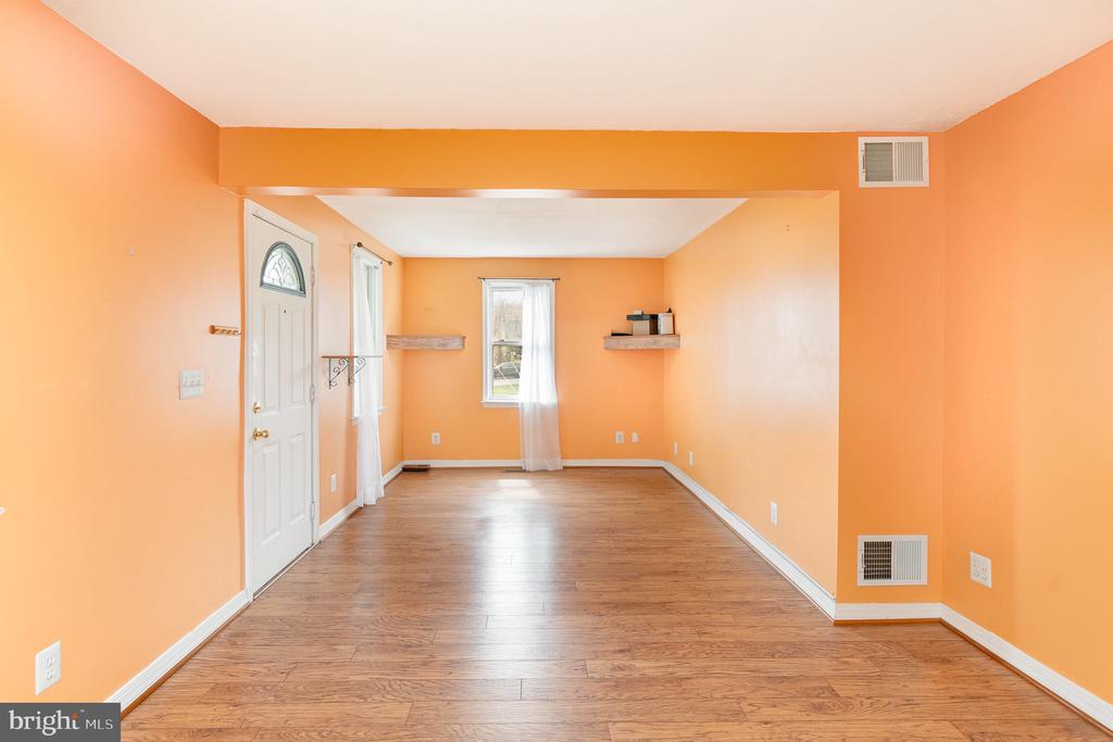 7830 Locust Wood Rd