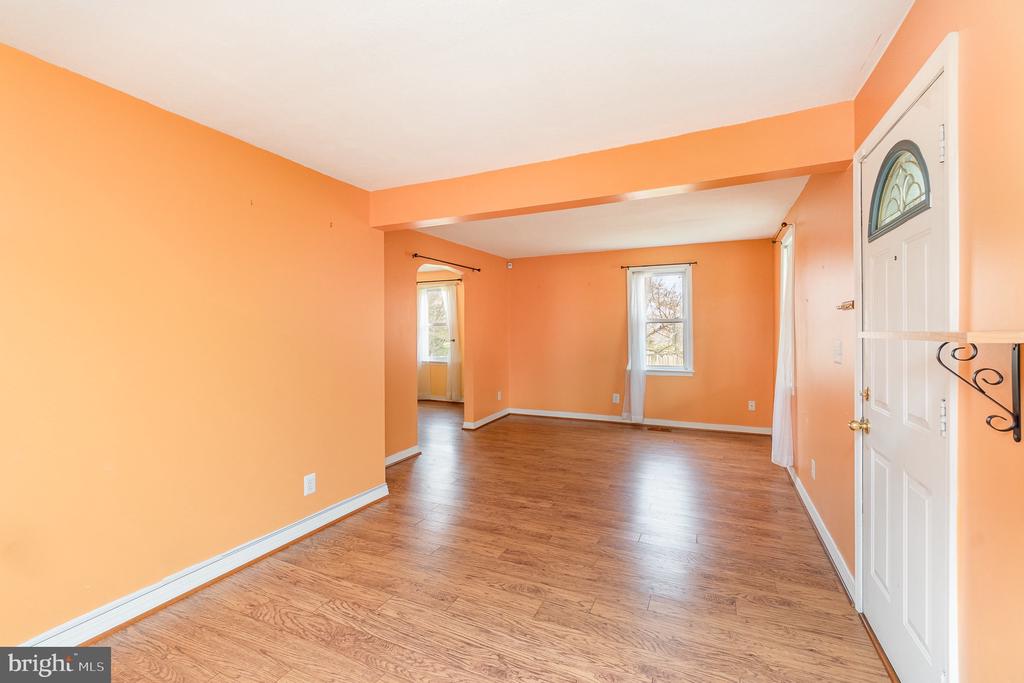 7830 Locust Wood Rd