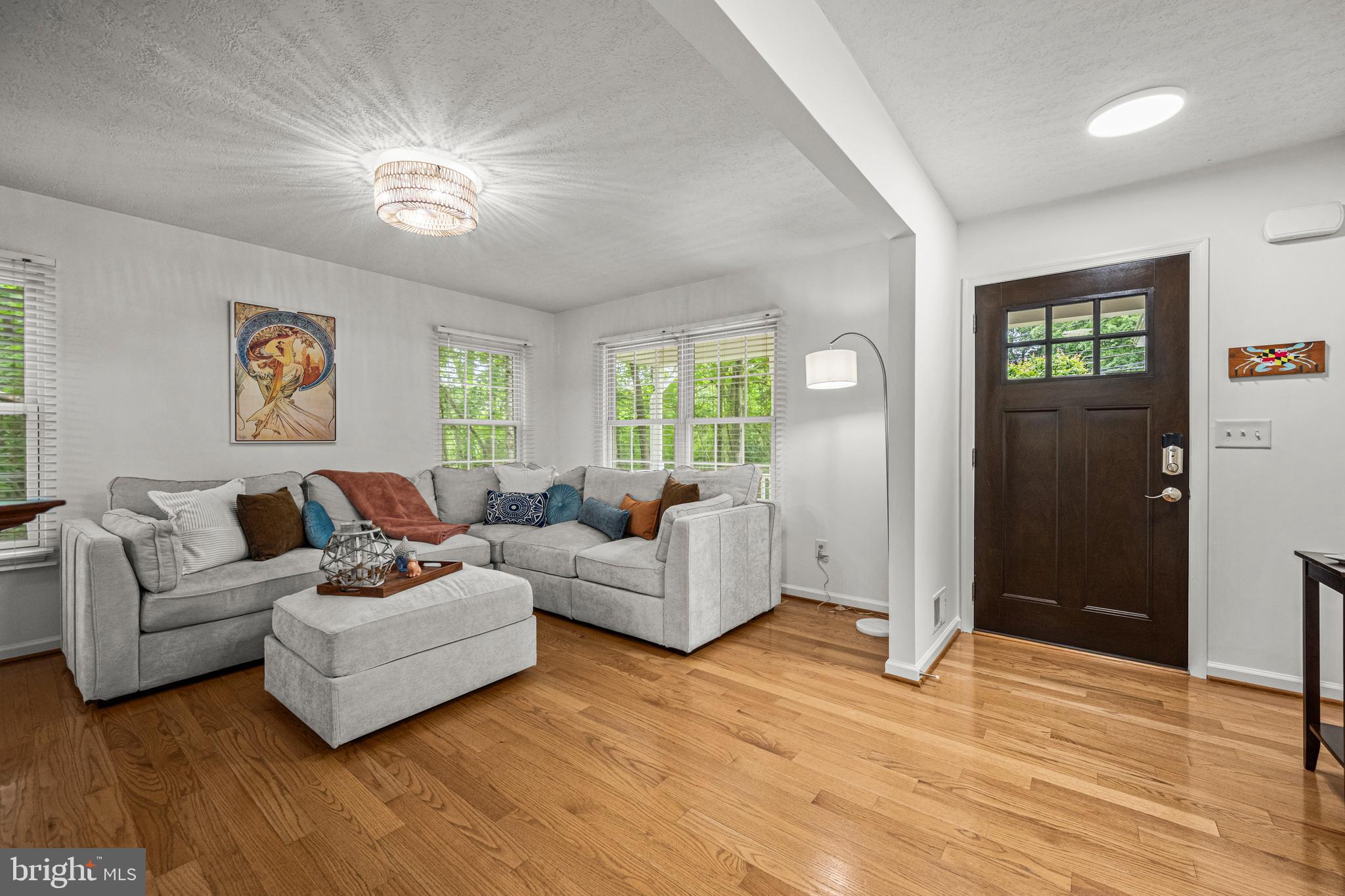 409 Magothy Bridge Rd