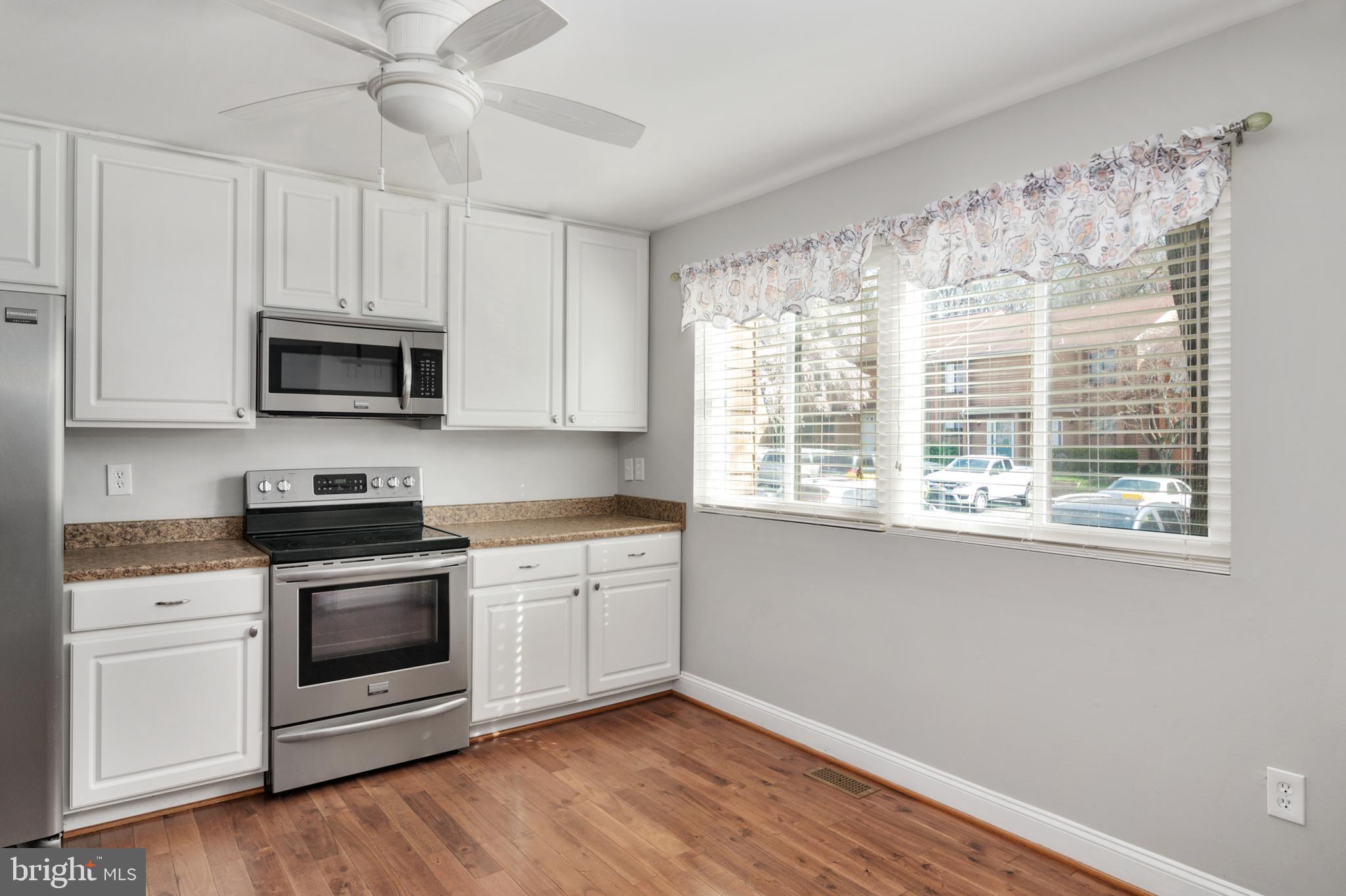 1324 HAZEL NUT COURT