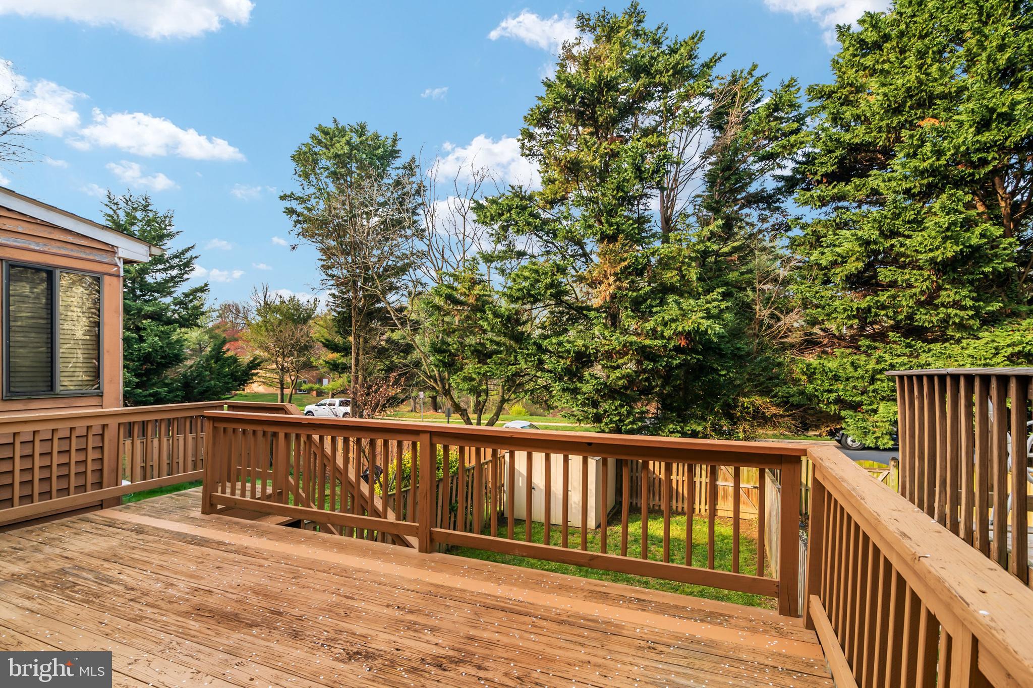 1324 HAZEL NUT COURT